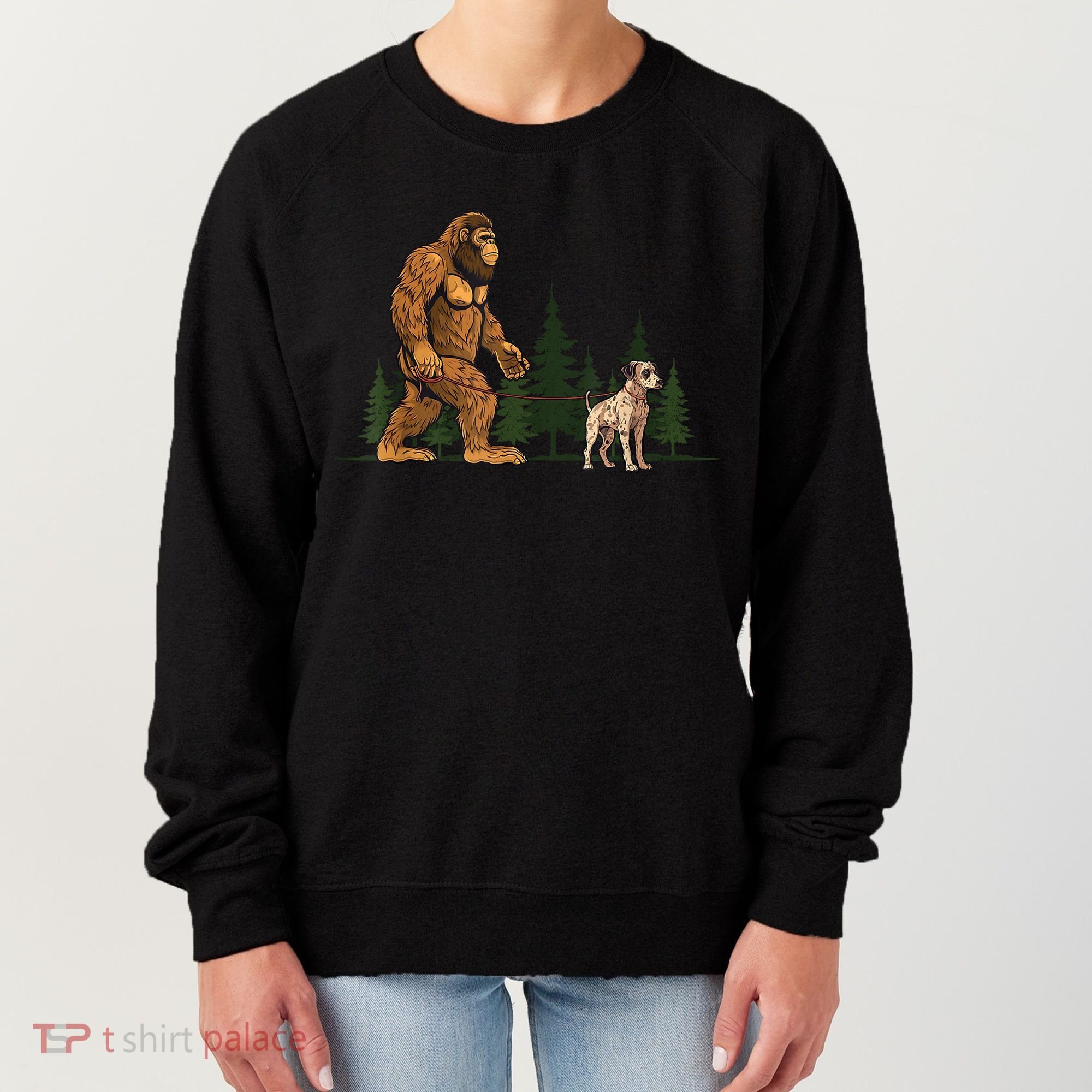 Funny Catahoula Leopard Bigfoot Dog Walking Dog Mom Dad Women's Sweatshirt