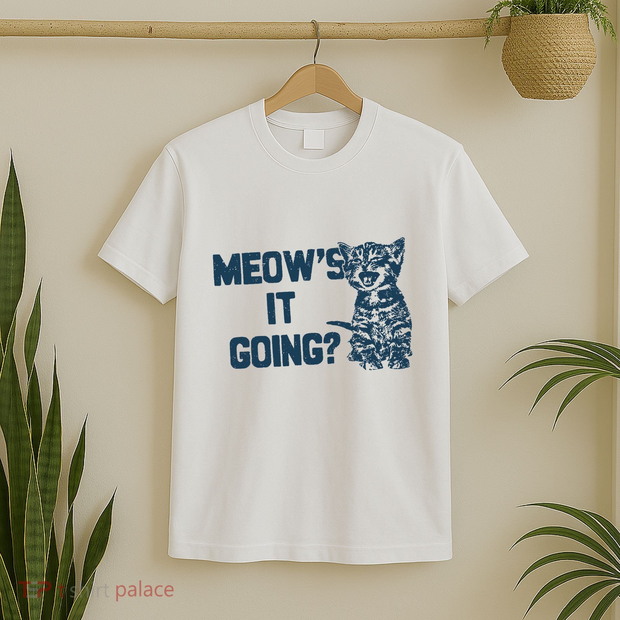 Funny Cat MeowS It Going Cute Cat Pun T-Shirt