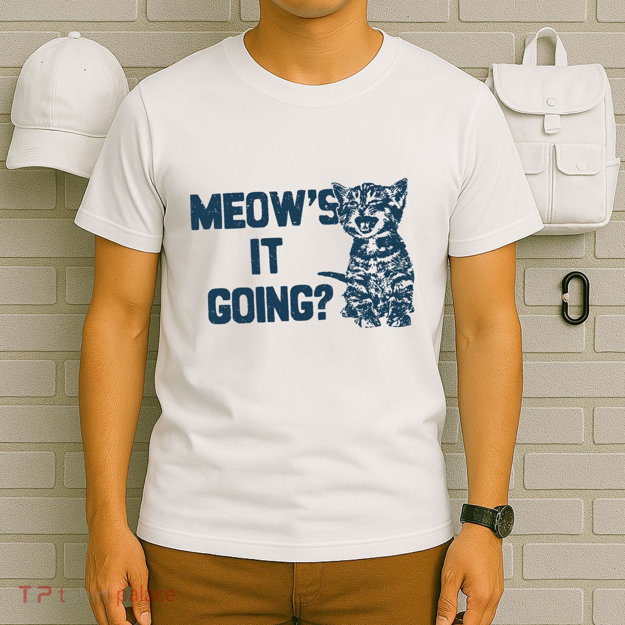 Funny Cat MeowS It Going Cute Cat Pun T-Shirt