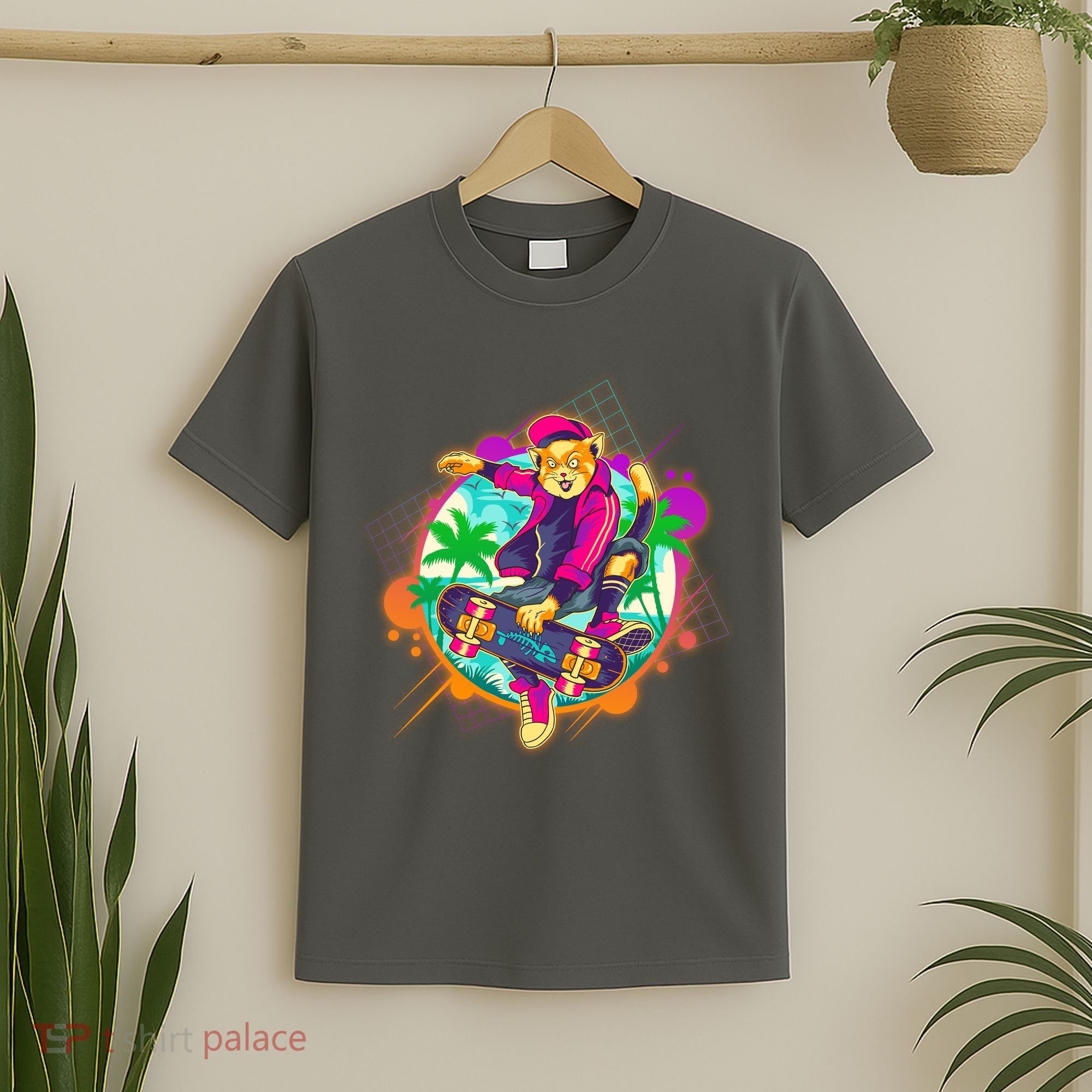 Funny Cool Retro 80s Skatebording Cat T-Shirt