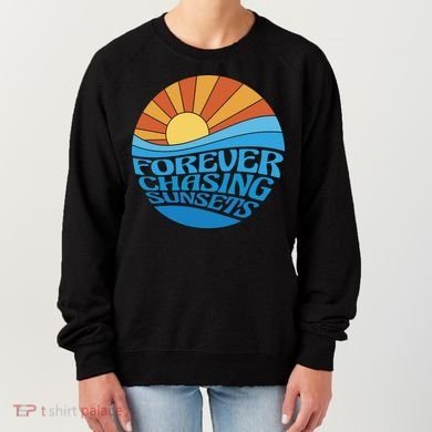 Forever Chasing Sunsets Retro Women's Sweatshirt