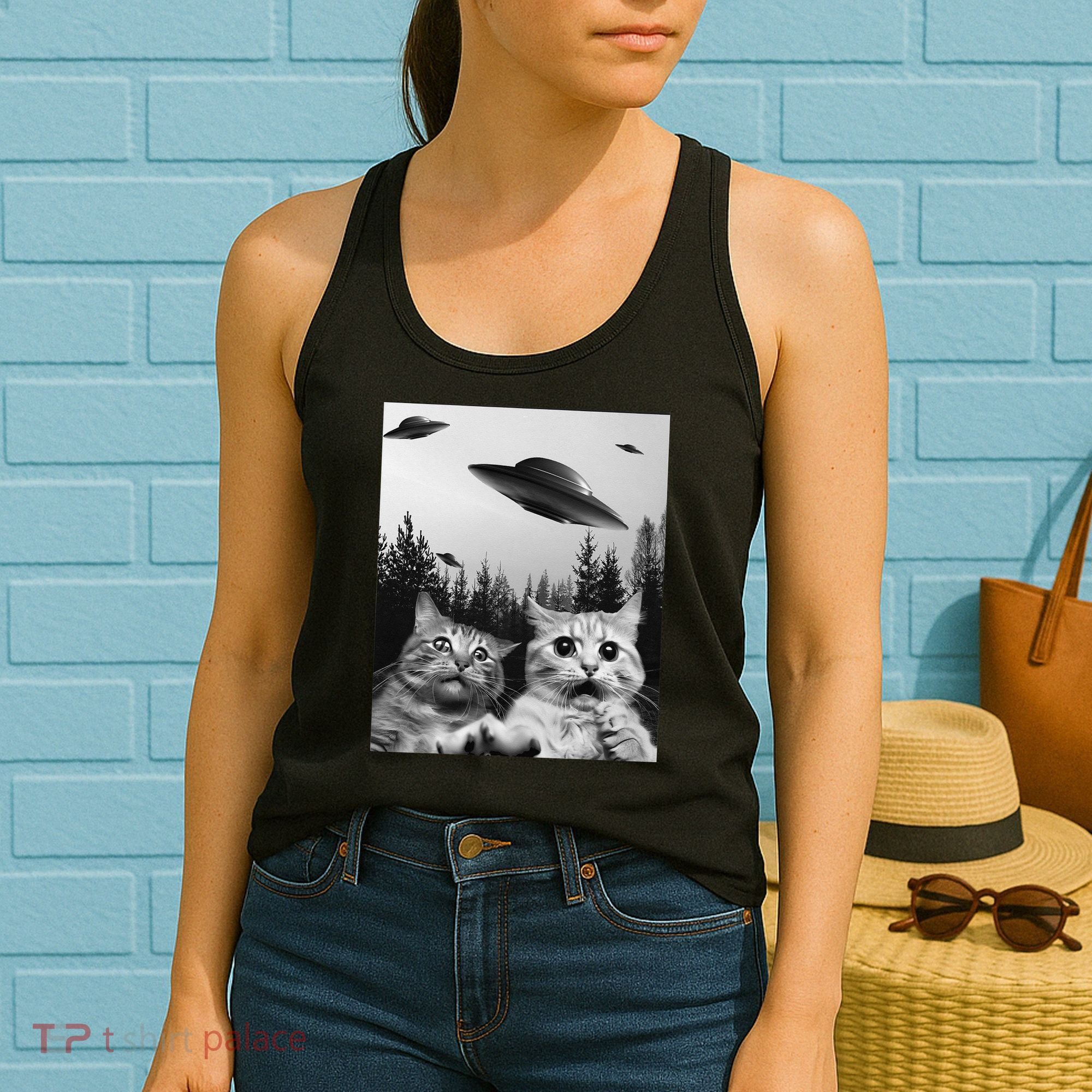 Funny Cat Selfie with UFOs Women's Tank Top