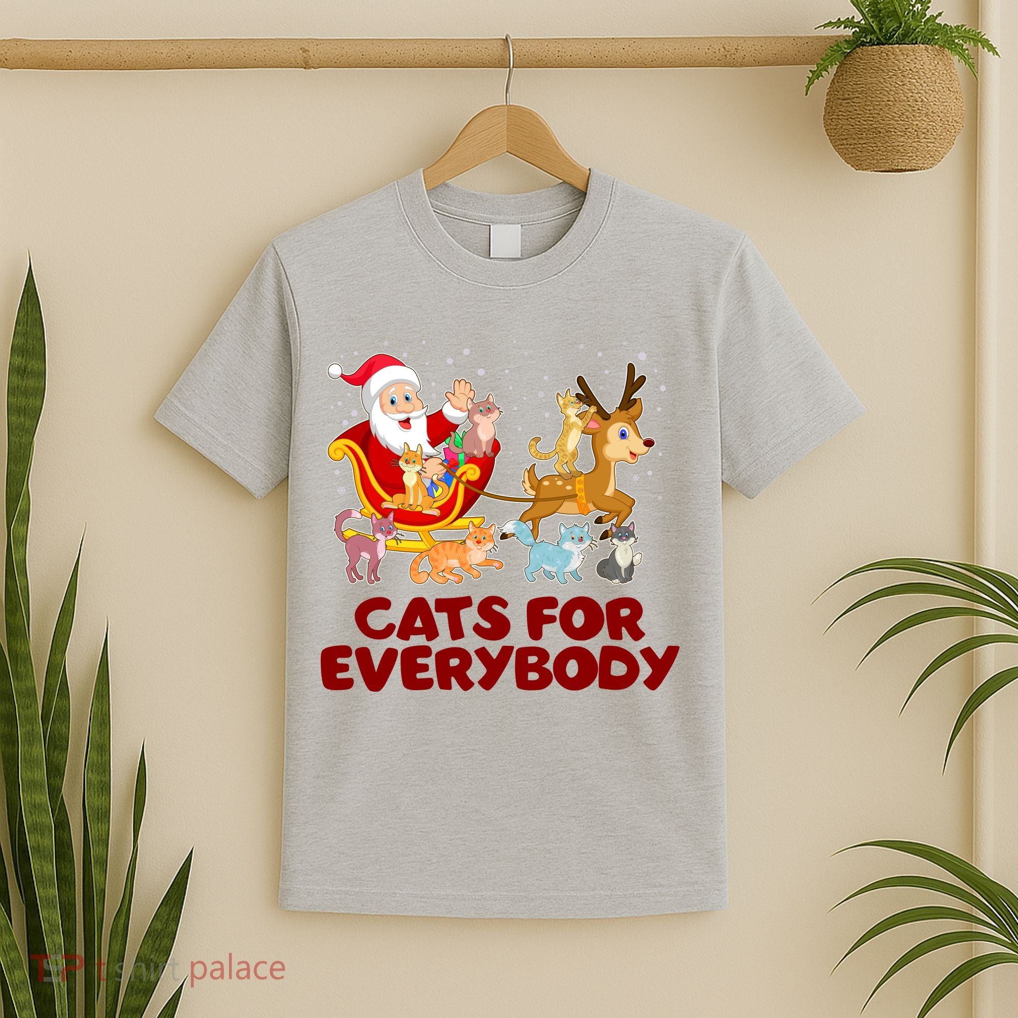 Funny Christmas Santa Claus Cats For Everybody T-Shirt