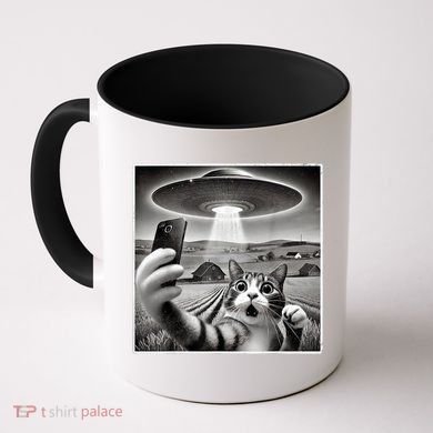 Funny Cat Selfie With Alien UFO Cat Coffee Mug