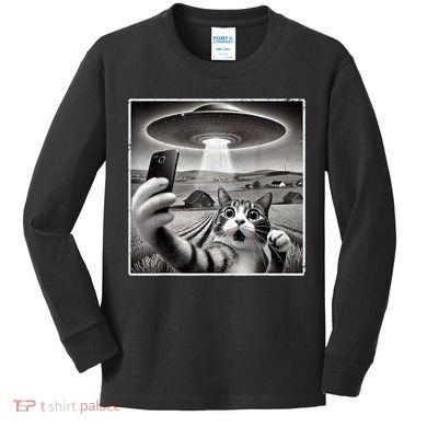 Funny Cat Selfie With Alien UFO Cat Kids Long Sleeve Shirt