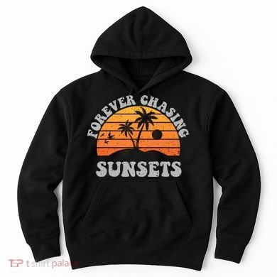Forever Chasing Sunsets Funny Retro Sunset Photographer Men Hoodie