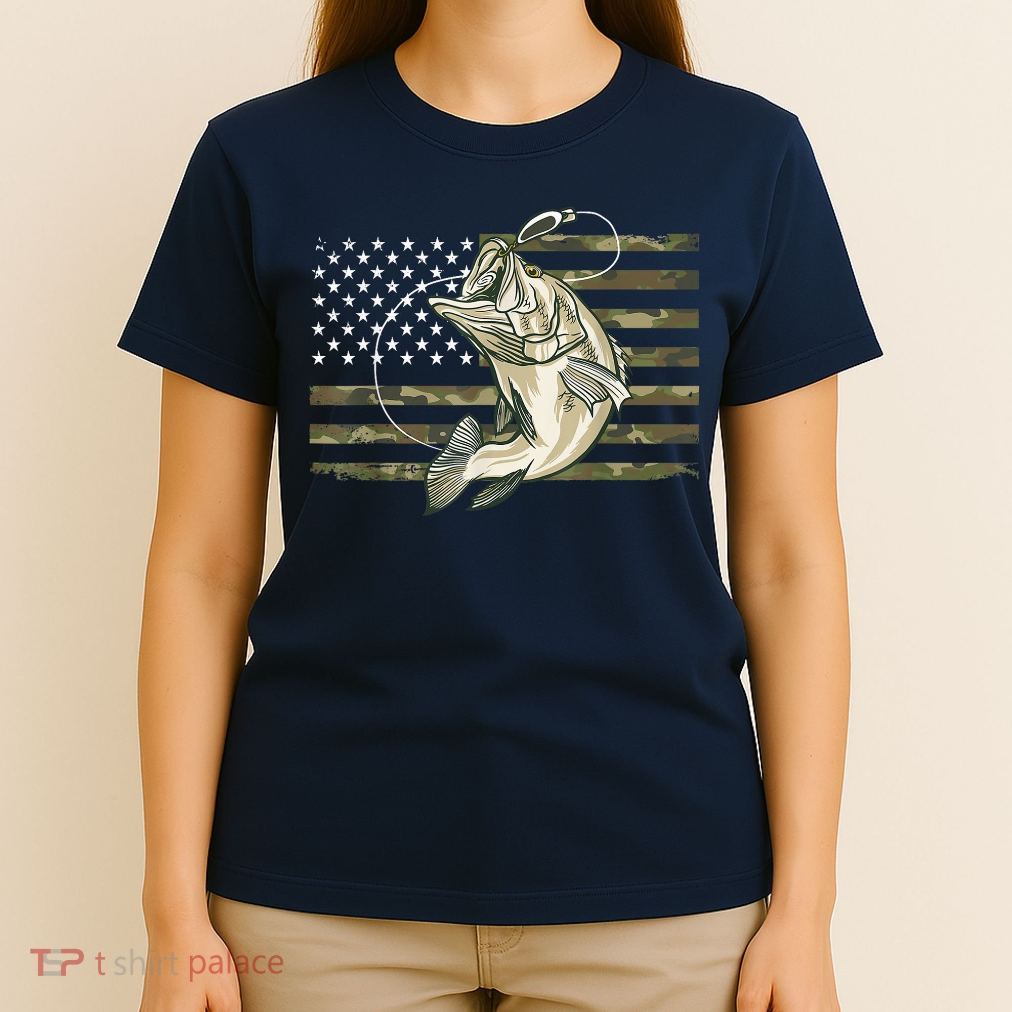 Fishing Camouflage US American Flag Bass Fish Fisherman Camo T-Shirt