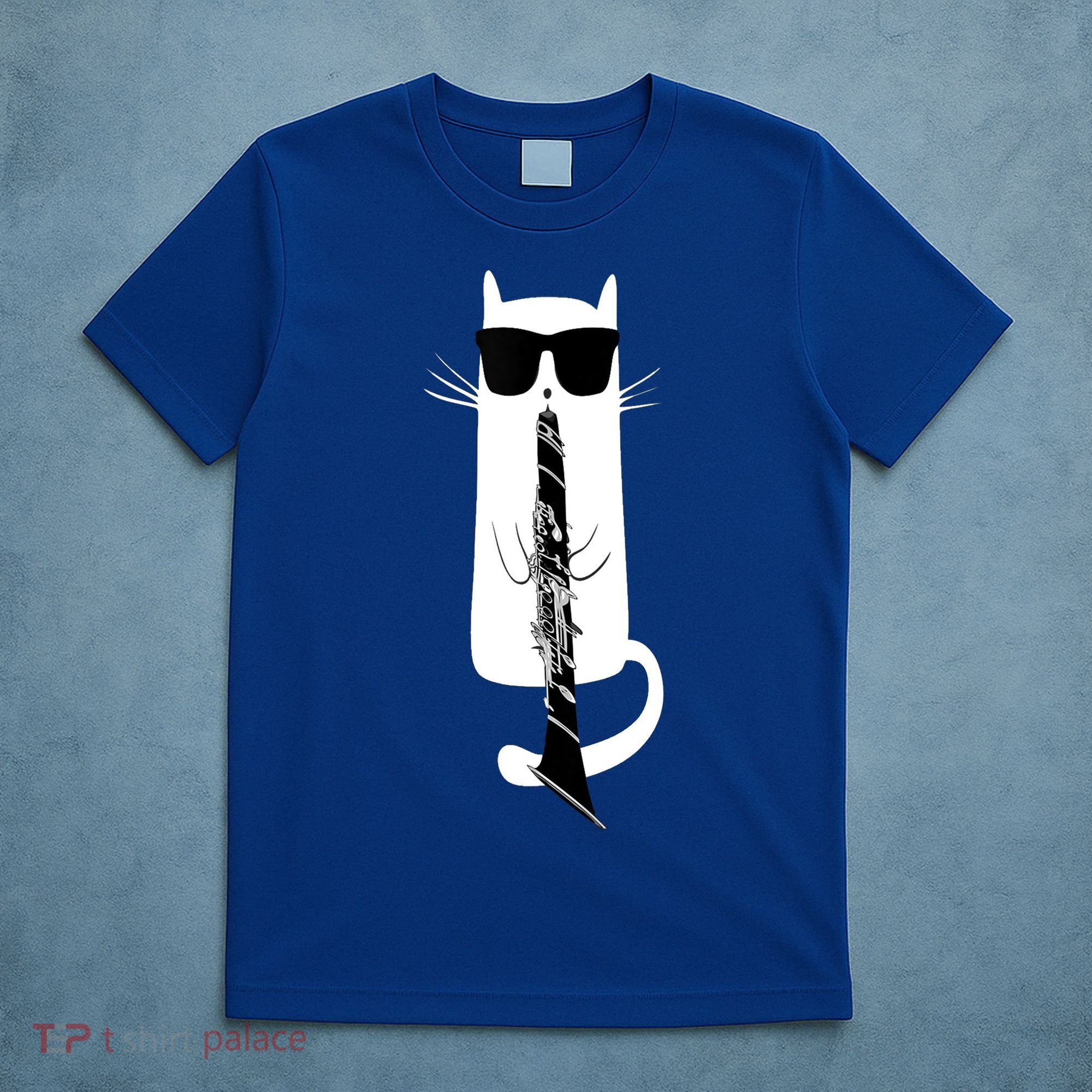 Funny Cat Wearing Sunglasses Playing Clarinet T-Shirt