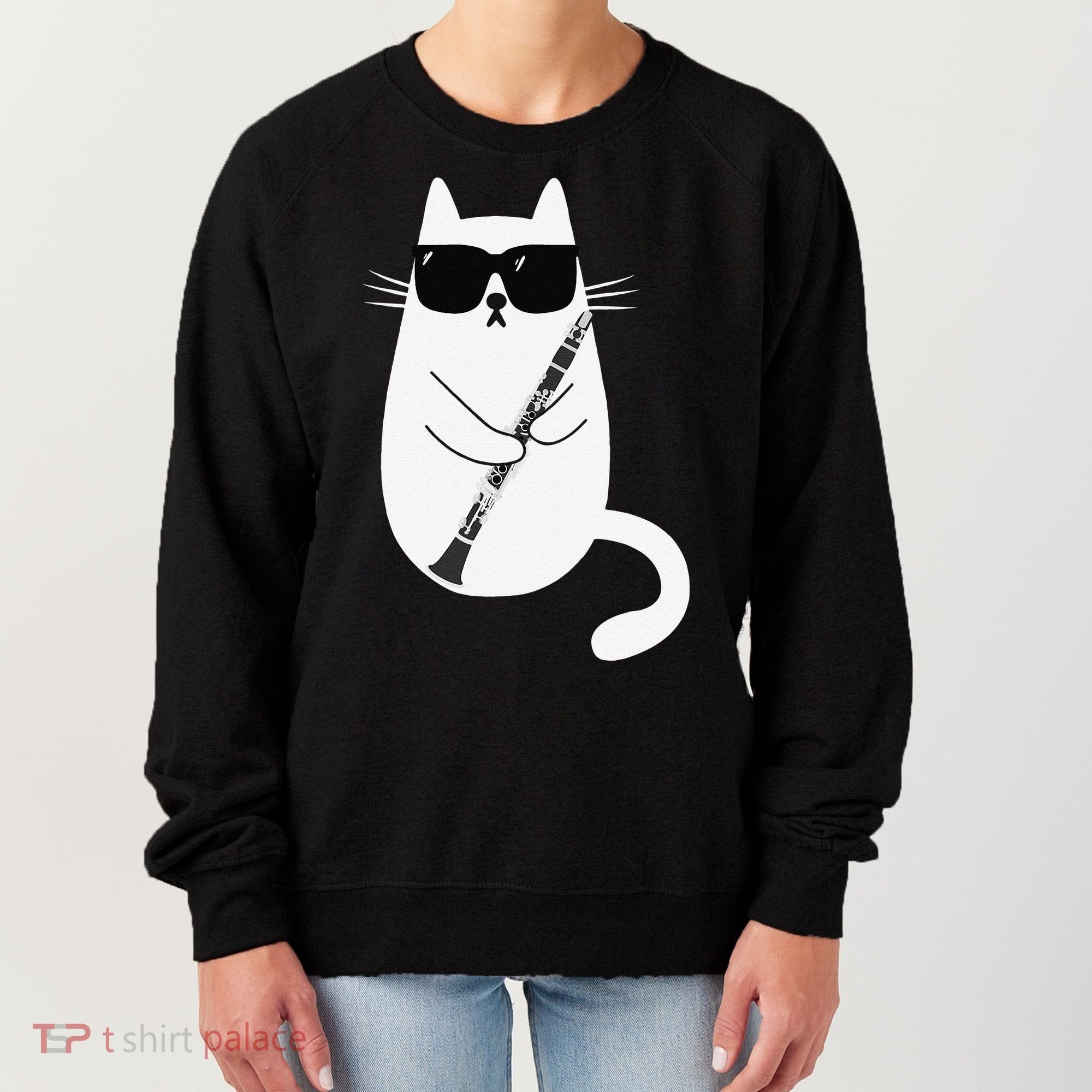Funny Cat Wearing Sunglasses Playing Clarinet Musician Women's Sweatshirt
