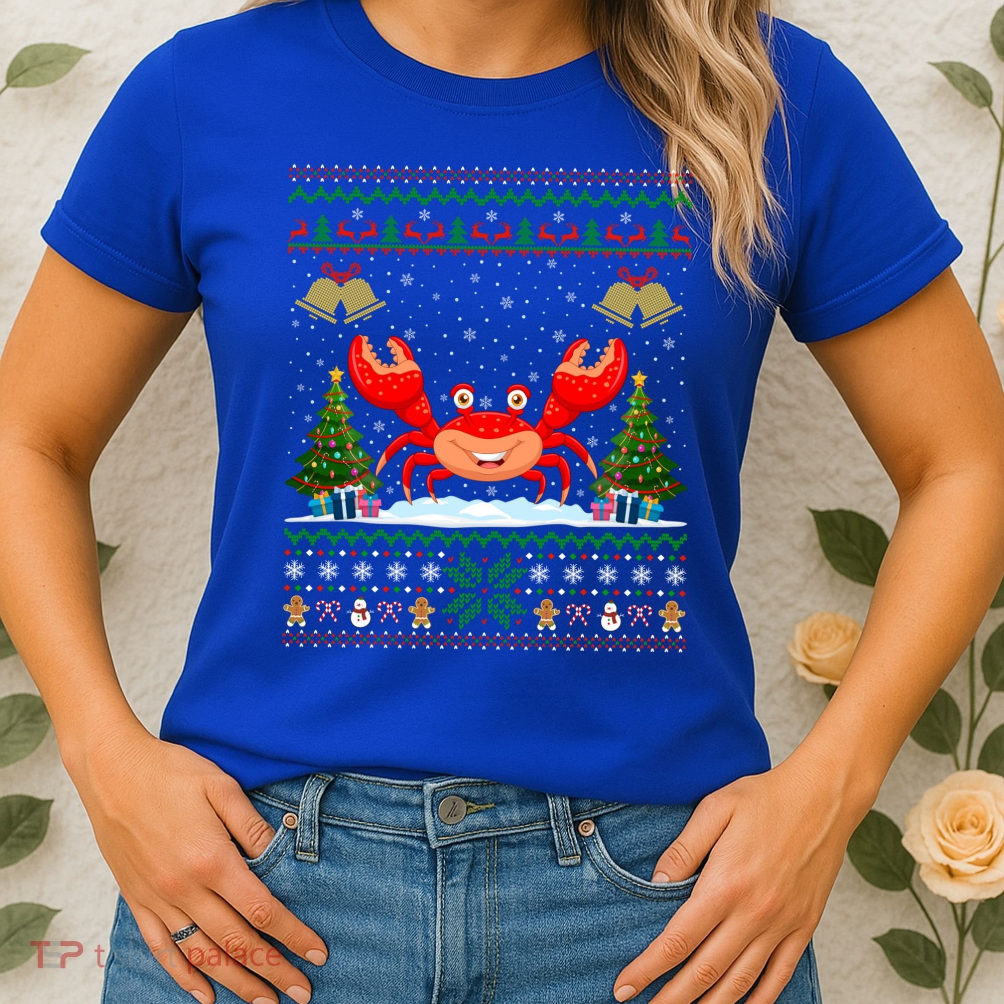 Funny Crabs Xmas Gift Santa Hat Ugly Crab Christmas Cool Gift Women's T-Shirt