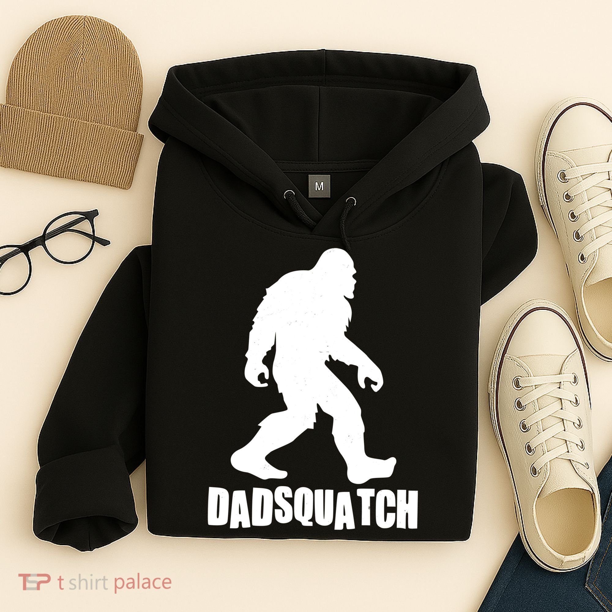 Funny Dadsquatch Dad Sasquatch Bigfoot Hoodie