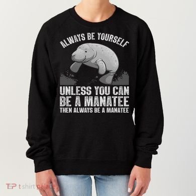Funny Design For Women Lover Women's Sweatshirt