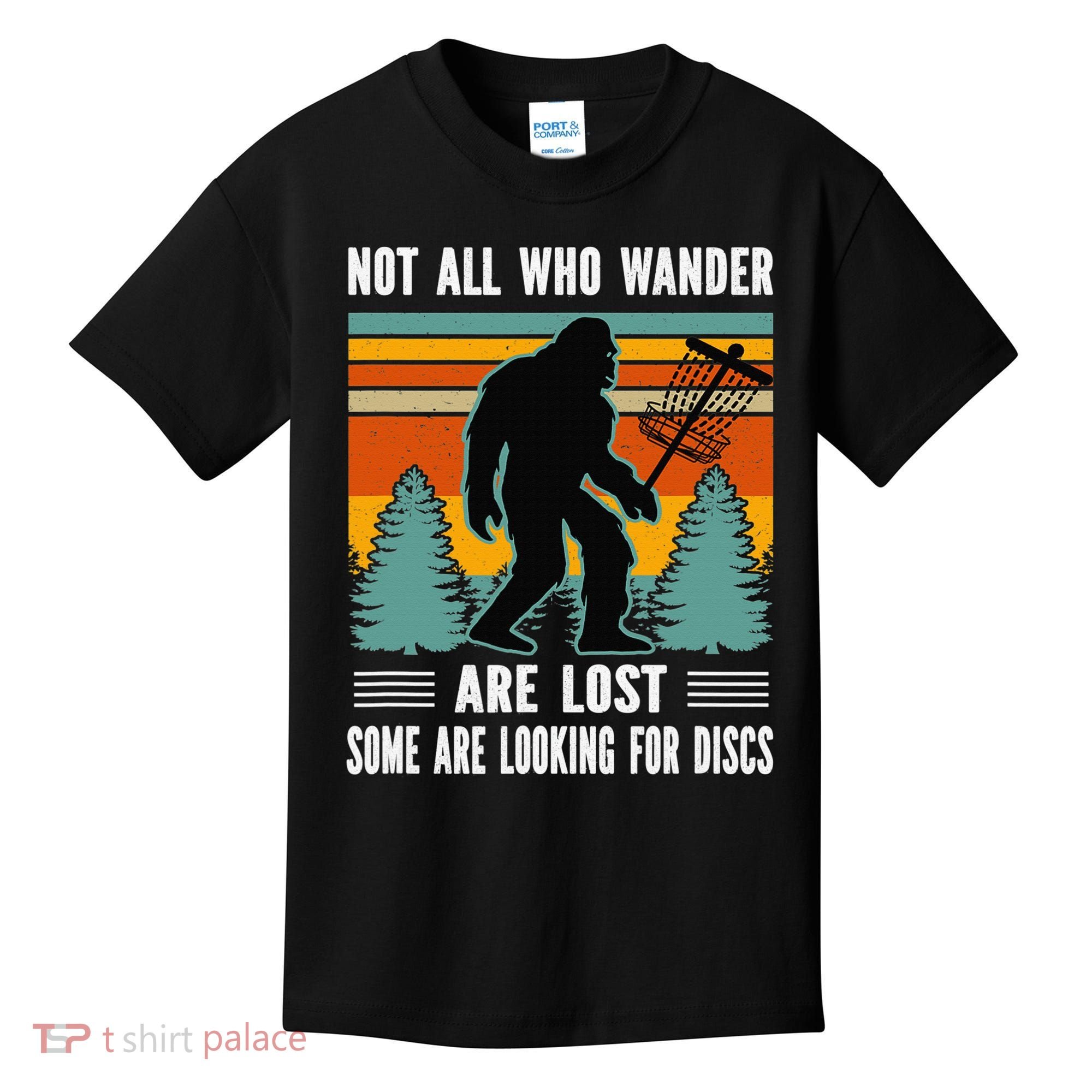 Frisbee Disc Golfing Funny Bigfoot Looking For Discs Kids T-Shirt