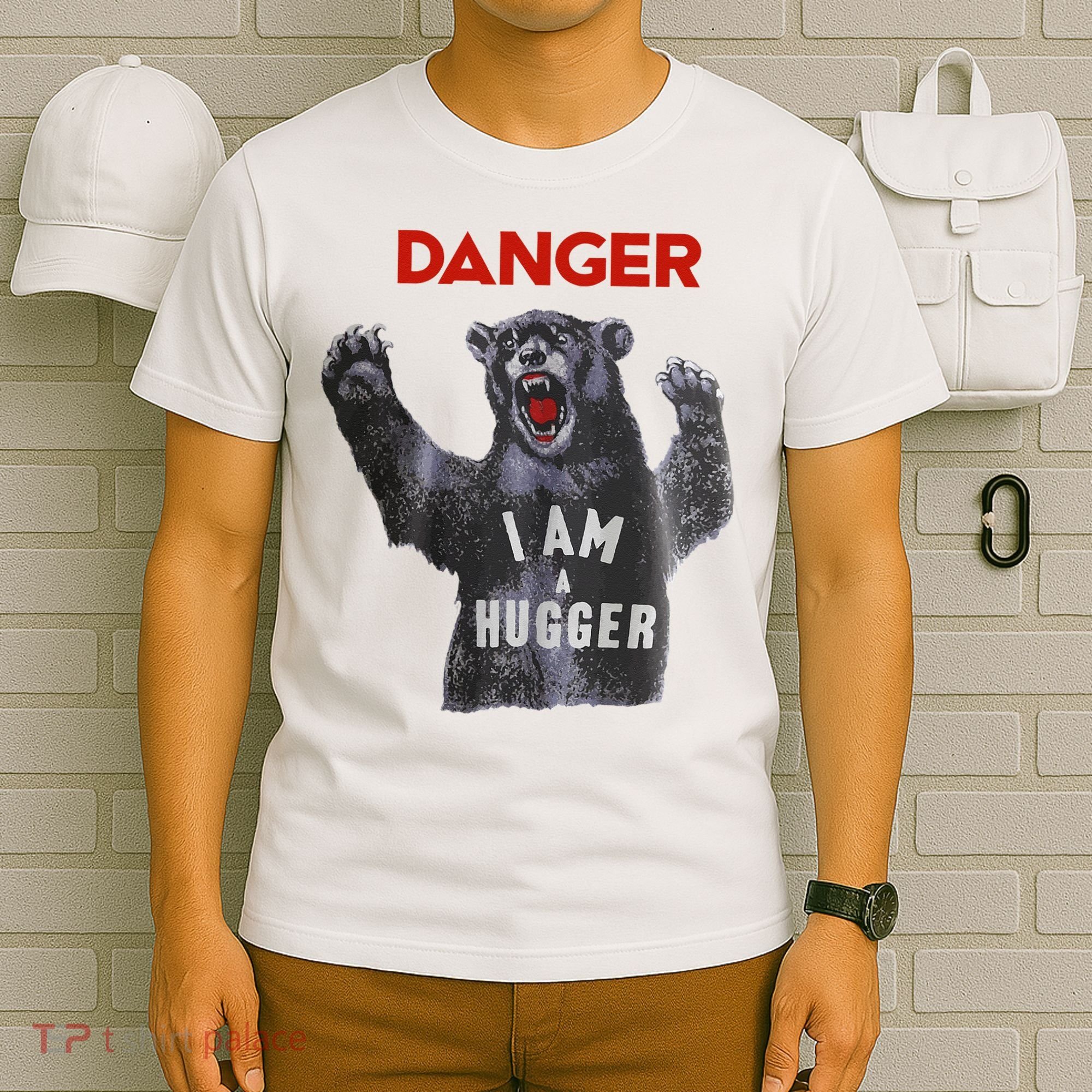Funny Danger Im Hugger Bear Sun Nerd Geek Graphic T-Shirt