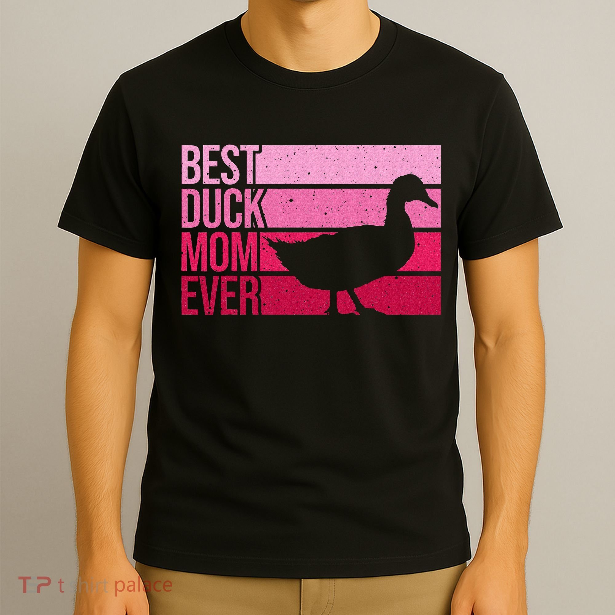 Funny Duck Mom Art For Womens Mother's Day Duck Lovers T-Shirt