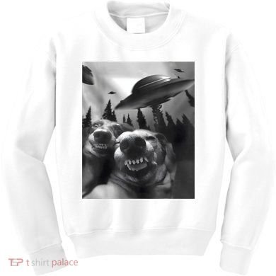Funny Dogs Selfie With UFOs Kids Sweatshirt