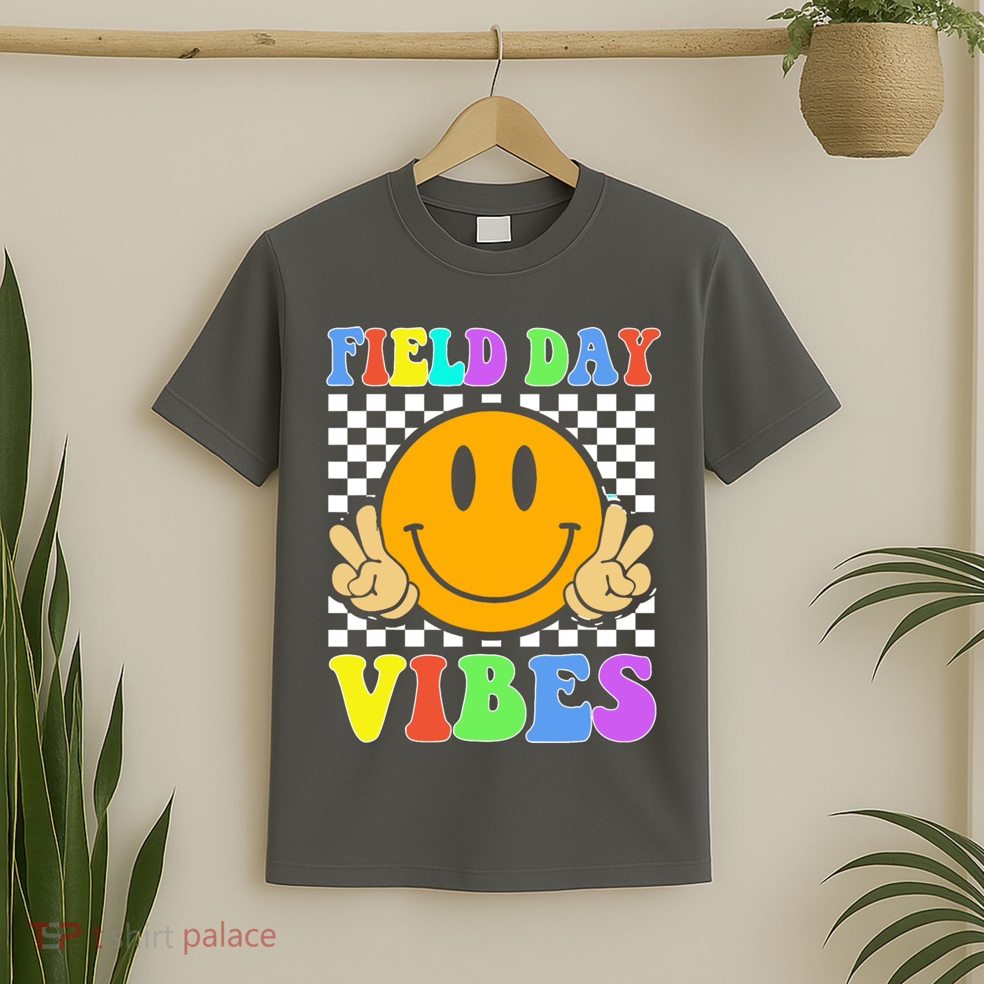 Field Day Vibes Smile Face 1st Day Of School Students And Teachers T-Shirt