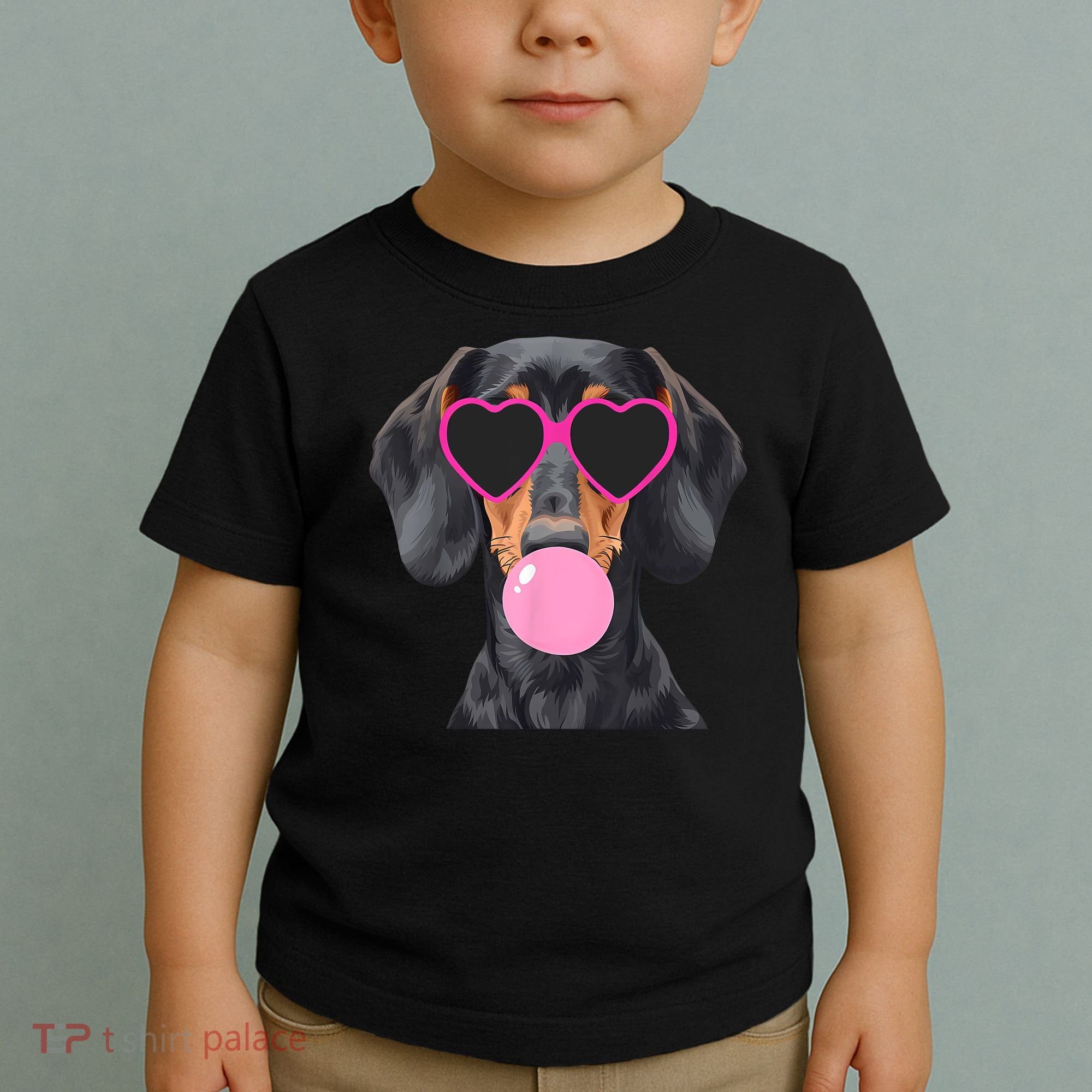 Funny Dachshund Wearing Glasses And Blowing Bubble Gum  Toddler T-Shirt