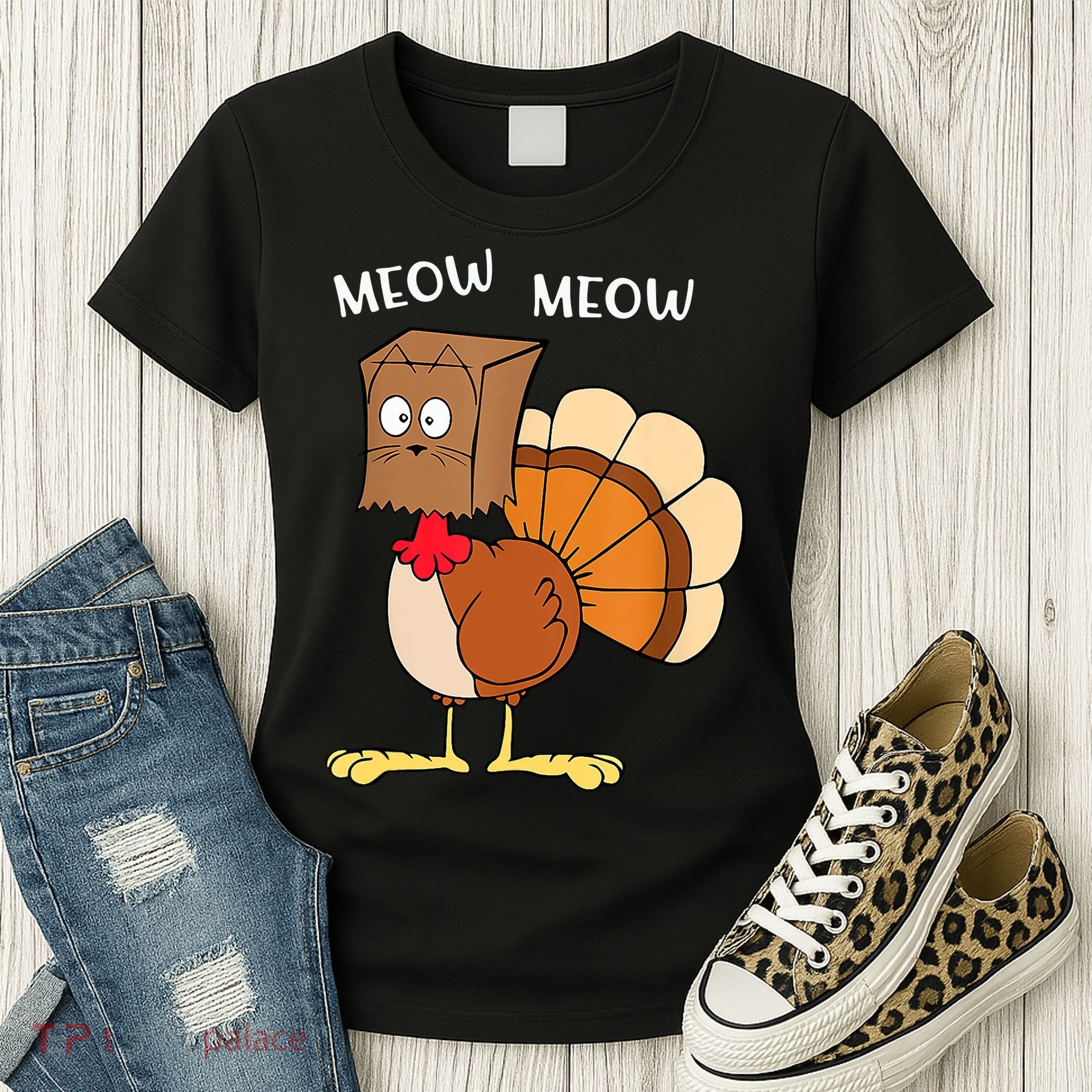 Funny Fake Cat Meow Turkey Thanksgiving Cat Love Fall Y'All Women's T-Shirt