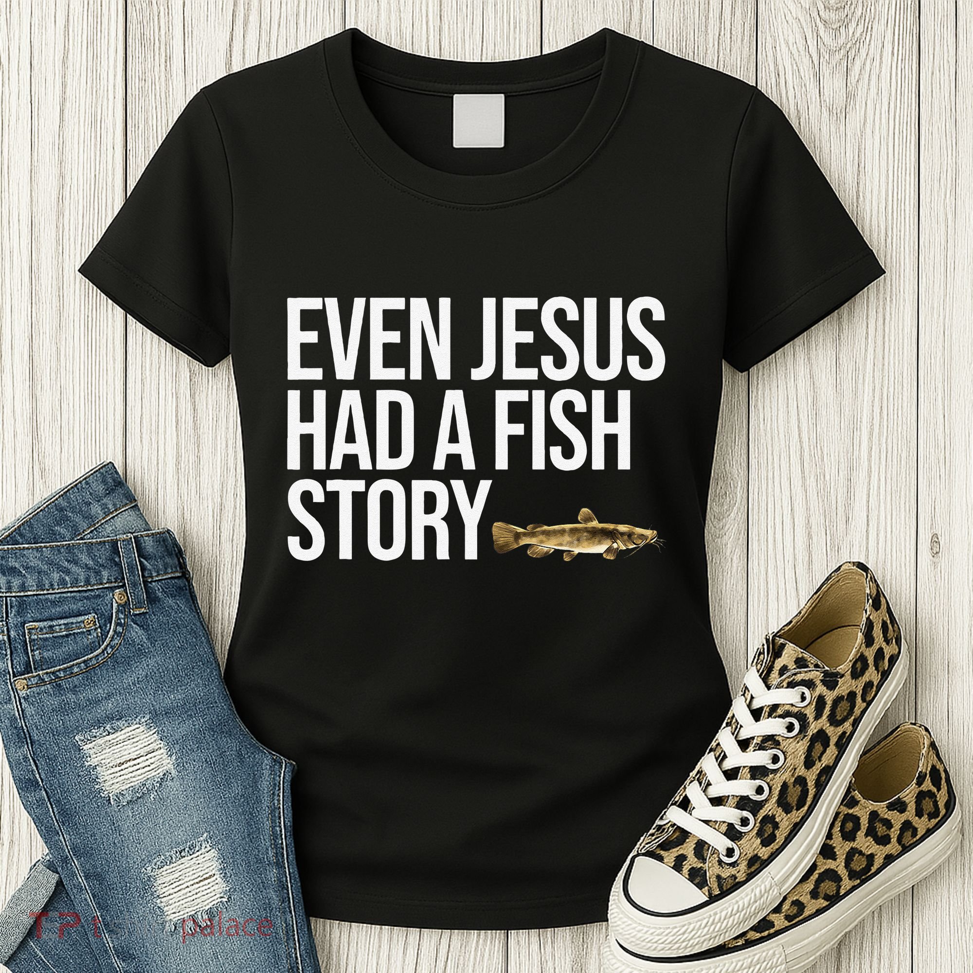 Funny Flathead Catfish Fishing Freshwater Angler Gift Women's T-Shirt