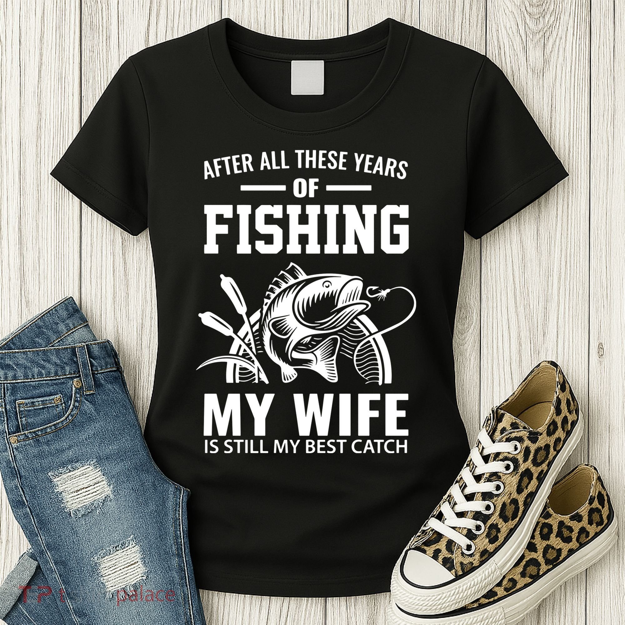 Funny Fishing Fisherman Fish Master Baiter Dad Women's T-Shirt