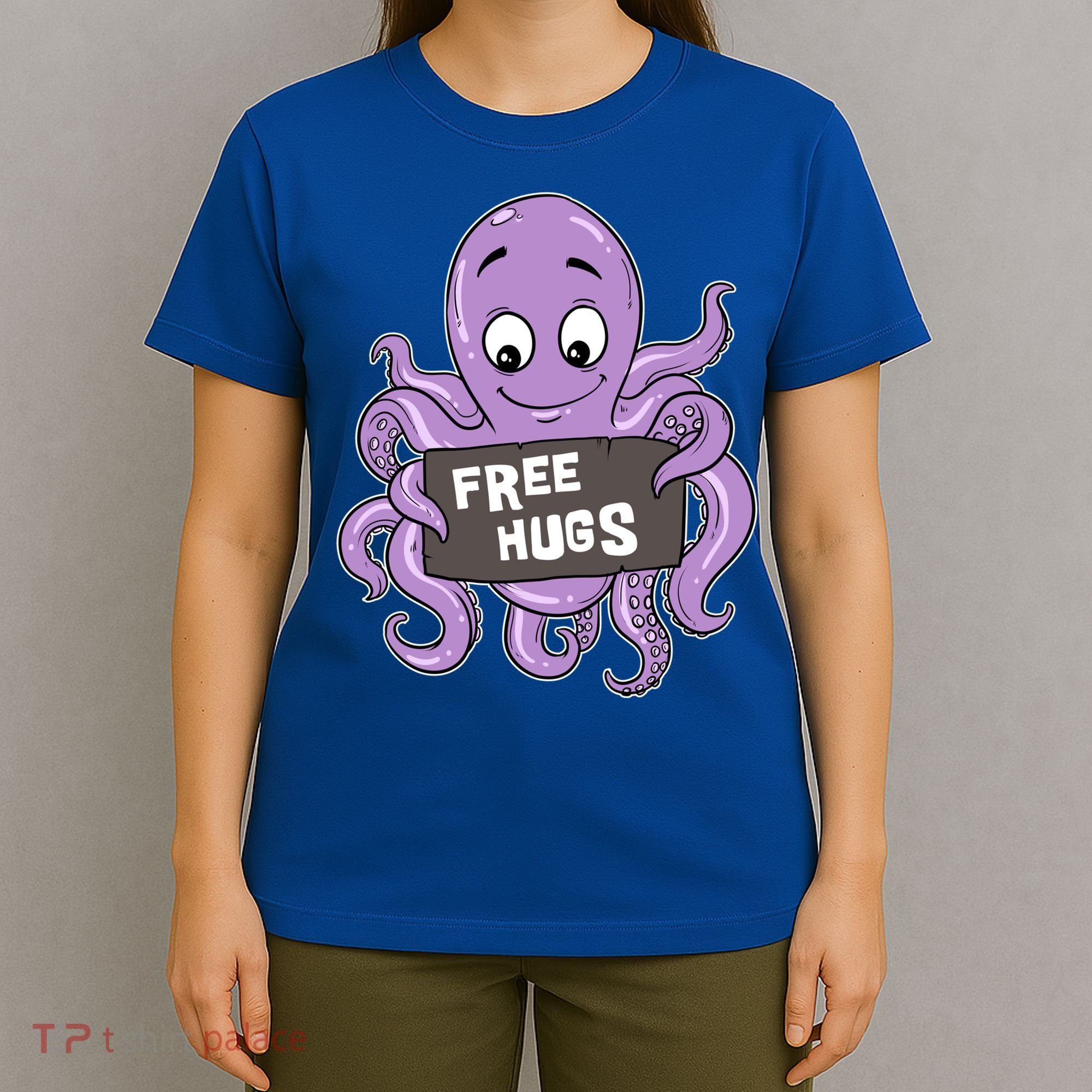 Funny Free Hugs Octopus Cuttlefish Hug Embrace Hugging Funny Gift T-Shirt