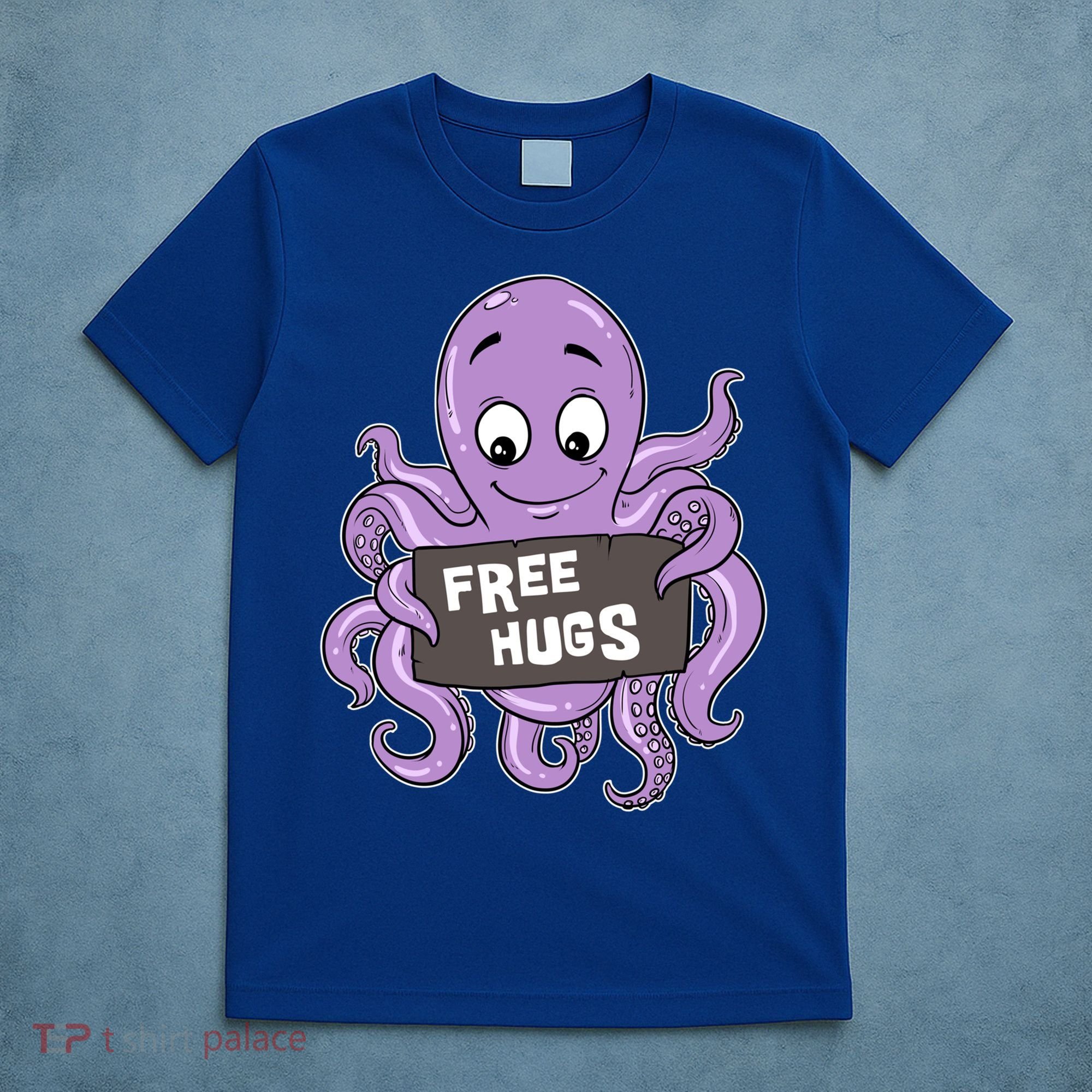 Funny Free Hugs Octopus Cuttlefish Hug Embrace Hugging Funny Gift T-Shirt