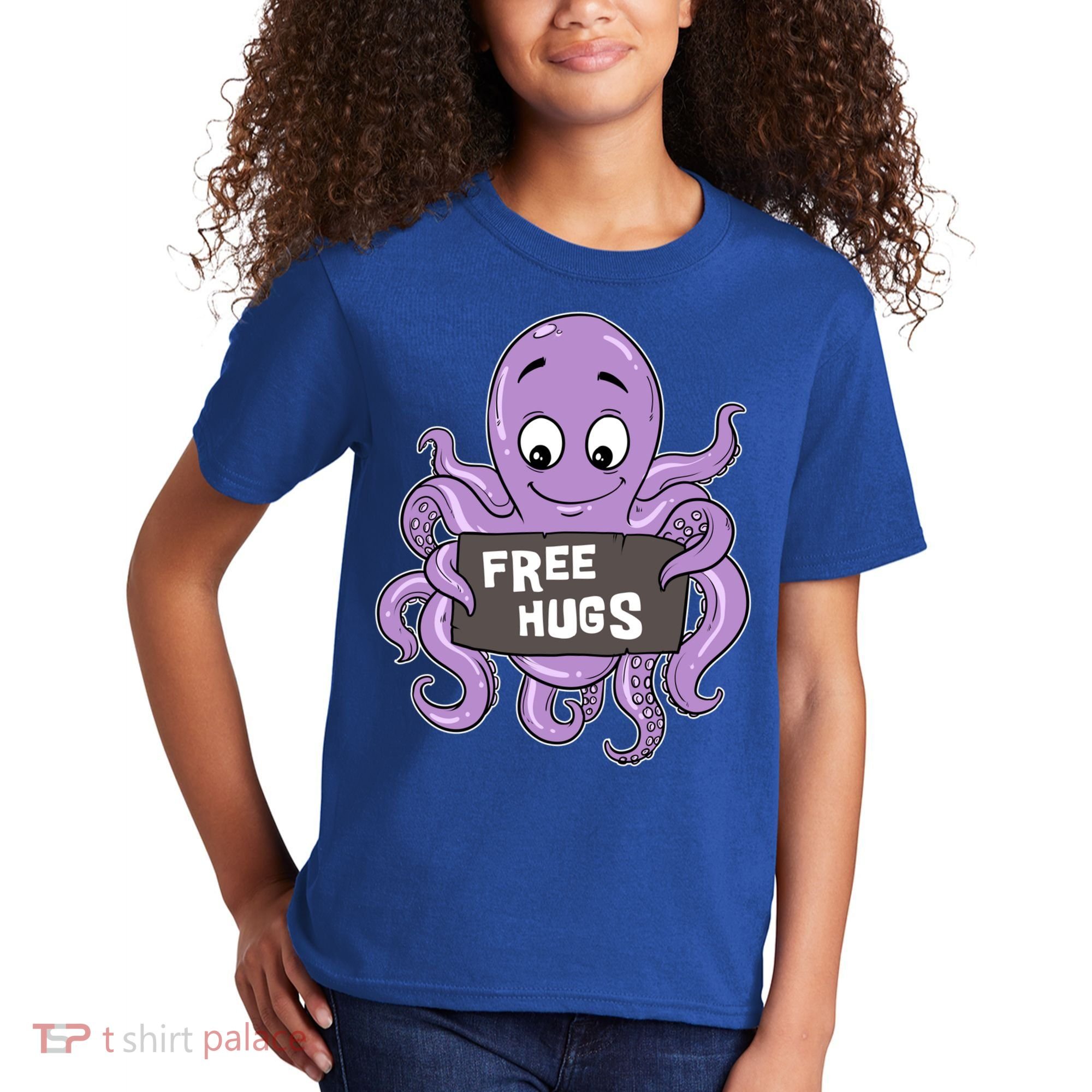 Funny Free Hugs Octopus Cuttlefish Hug Embrace Hugging Funny Gift Kids T-Shirt