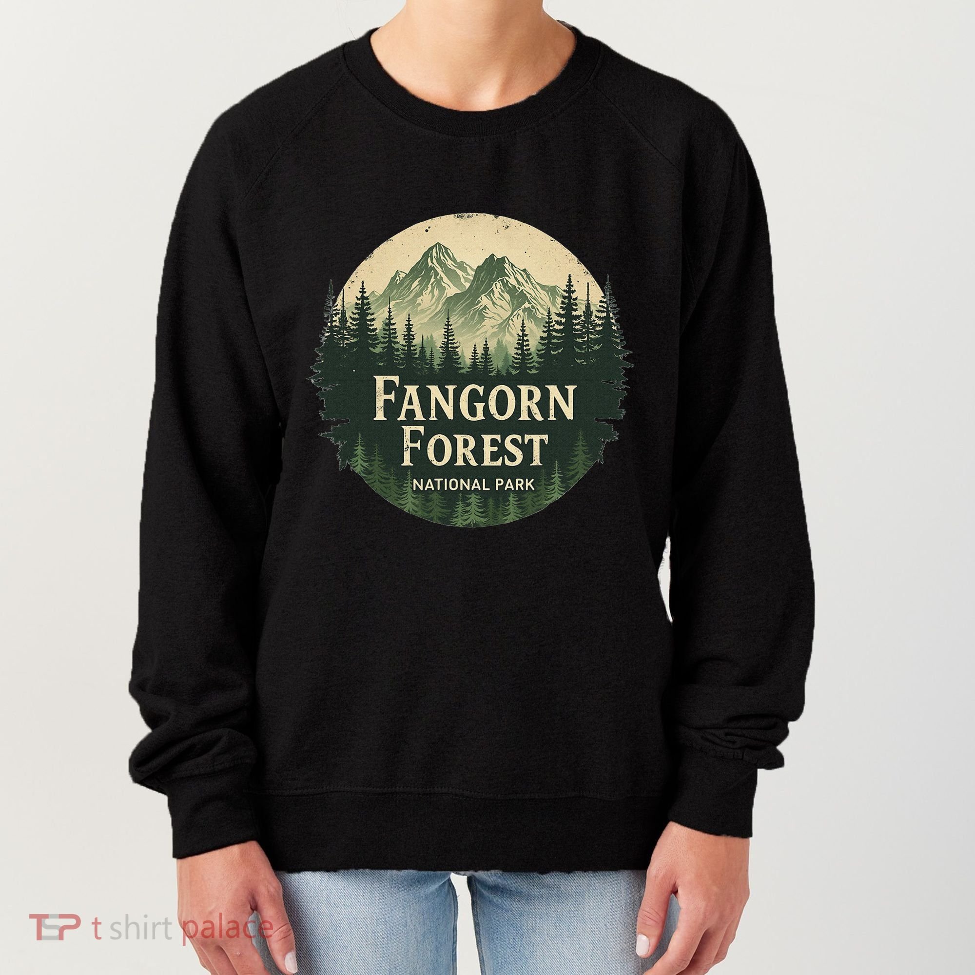 Fangorn Forest National Park Bookworms Saying Women's Sweatshirt
