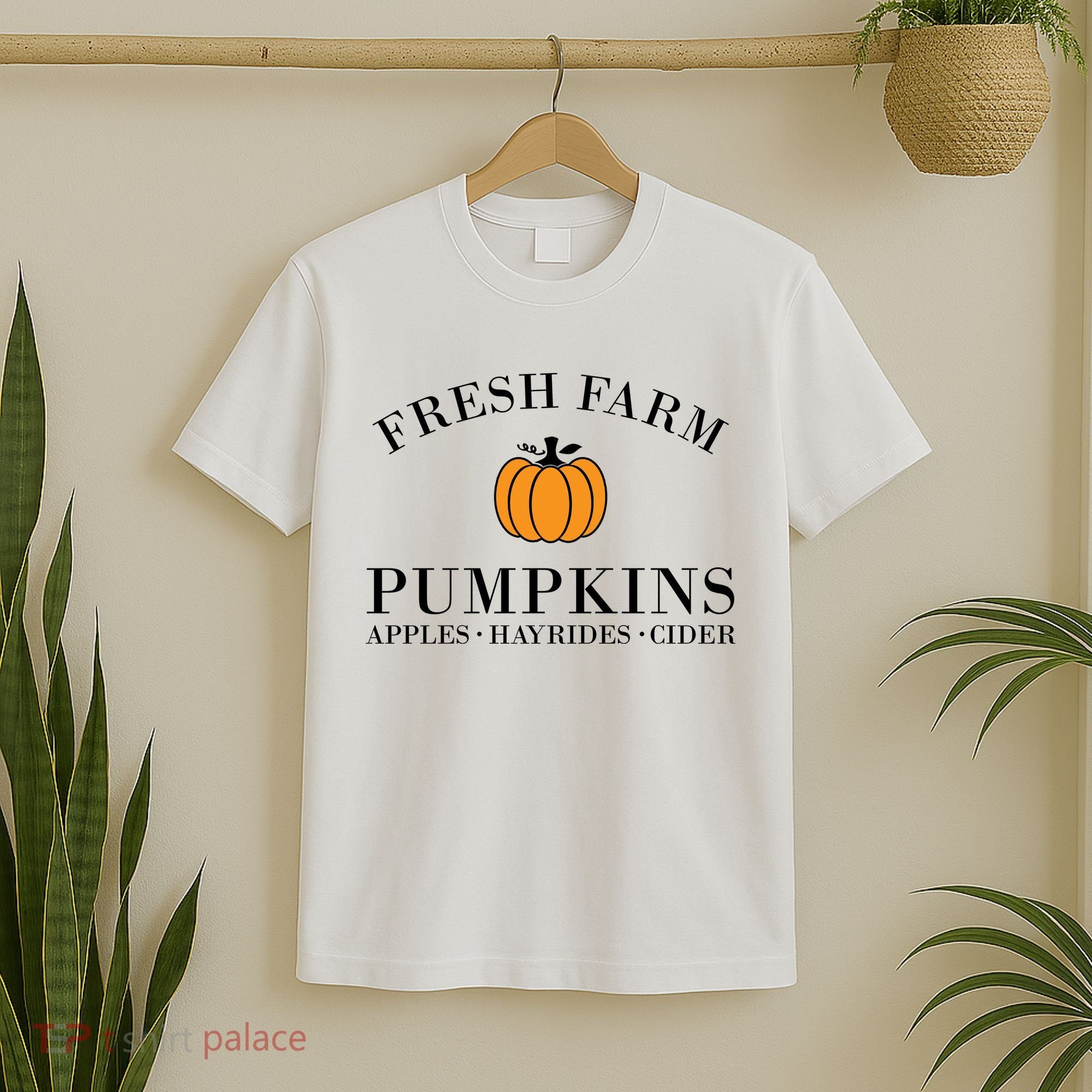 Fresh Farm Pumpkins Apples Hayrides Cider T-Shirt