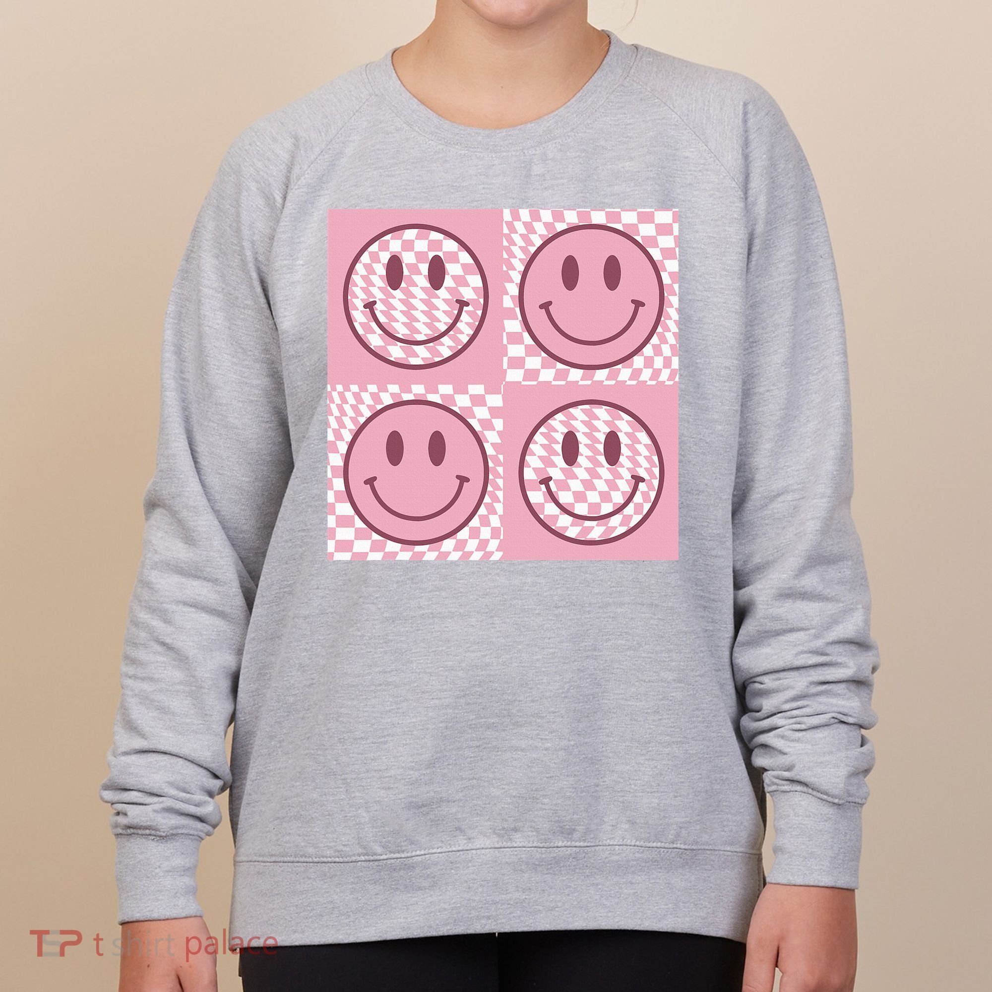 Funny Face Shirt Checkered Pattern Smile Face Meme Trendy Women's Sweatshirt