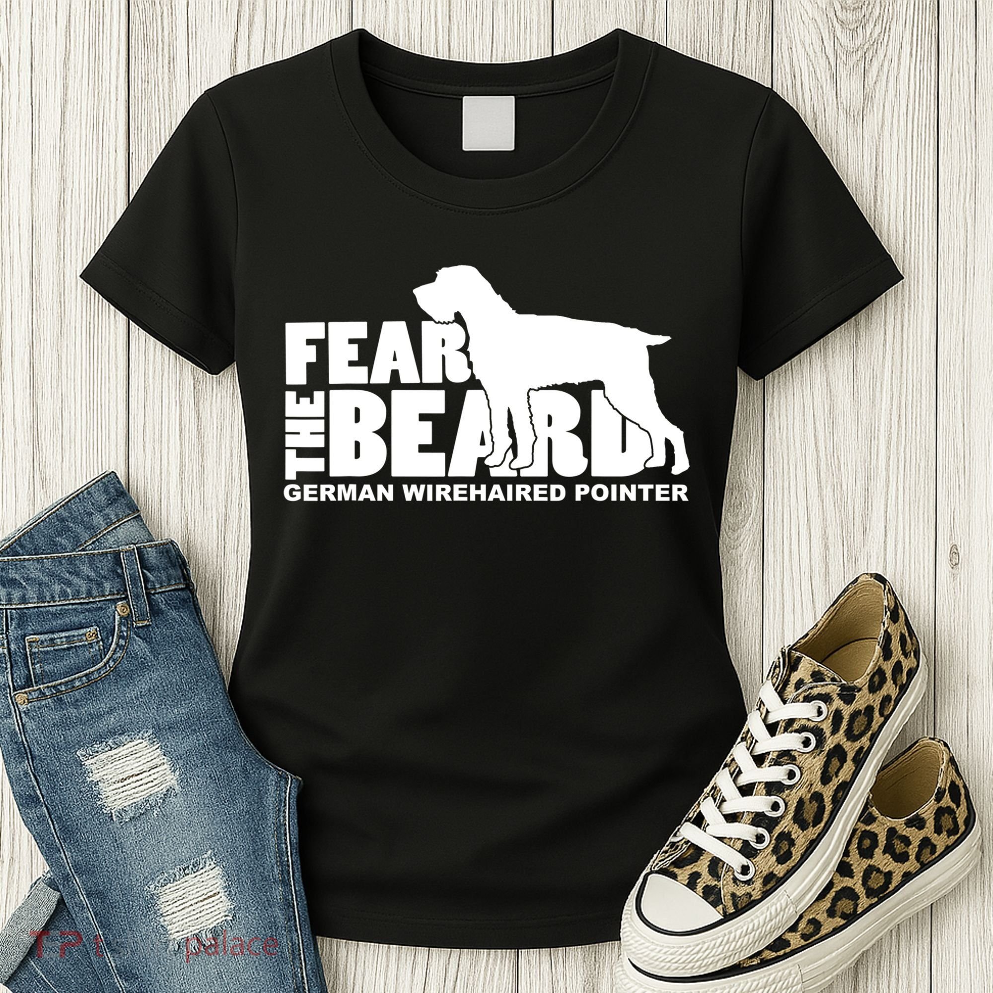 Funny Fear The Beard Gift Funny German Wirehaired Pointer Gift Women's T-Shirt
