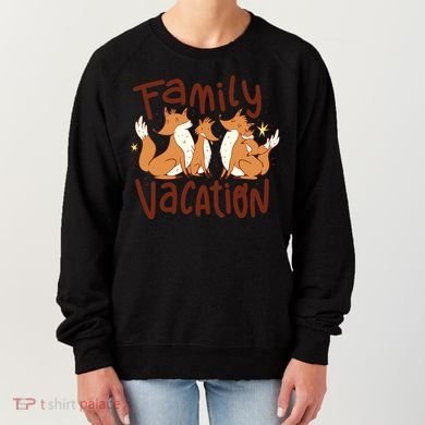 Fox Family Vacation Women's Sweatshirt