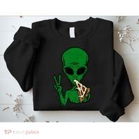 Funny Green Alien Eat Pizza Say Hi Aliens Picture Sweatshirt thumb 2