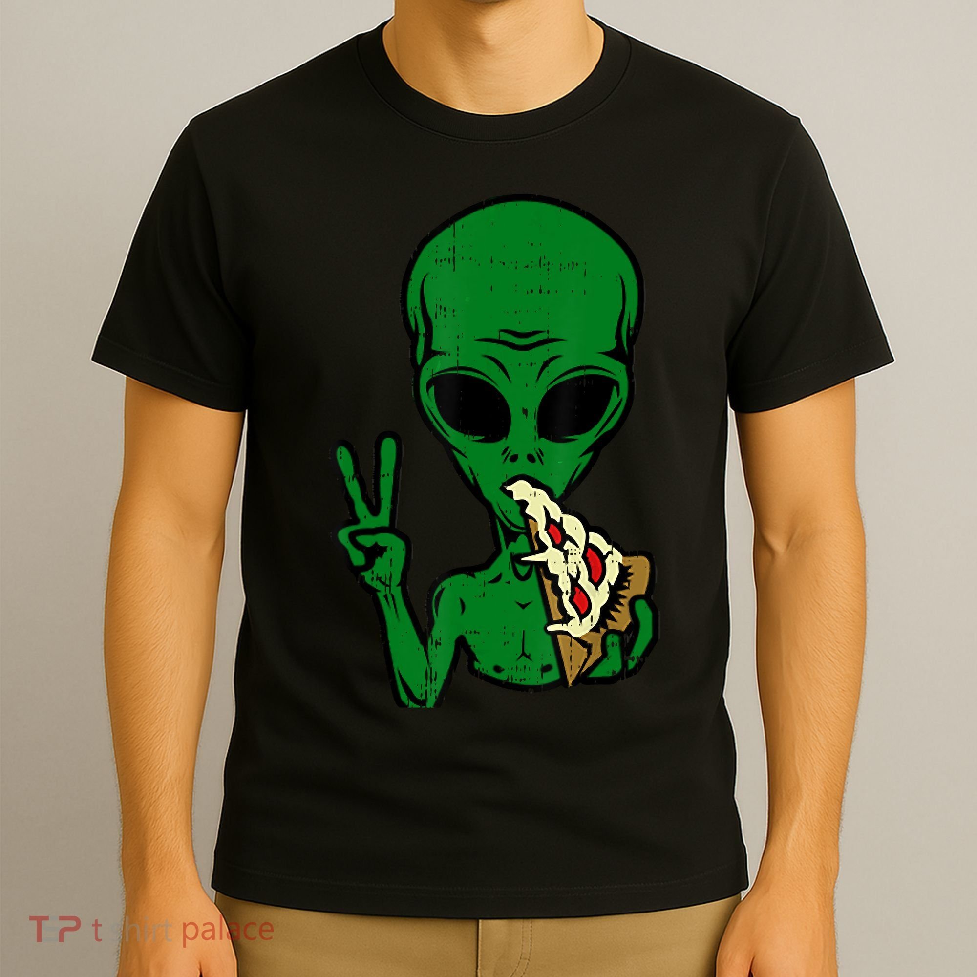 Funny Green Alien Eat Pizza Say Hi Aliens Picture T-Shirt