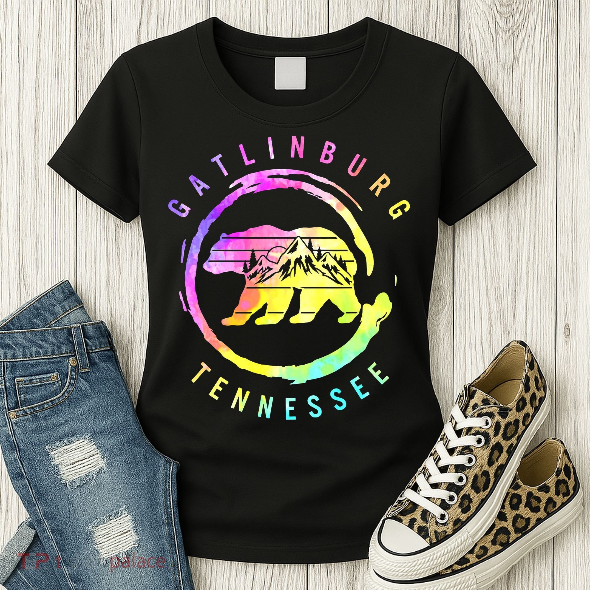 Funny Gatlinburg Bear Tenessee Women's T-Shirt