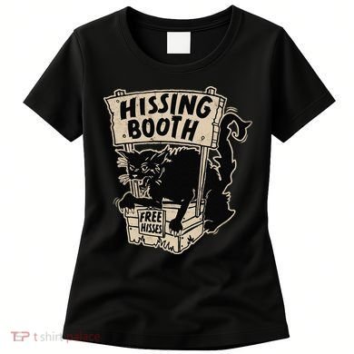 Funny Goth Black Cat Hissing Booth For Cat Moms & Cat Dads Women's T-Shirt