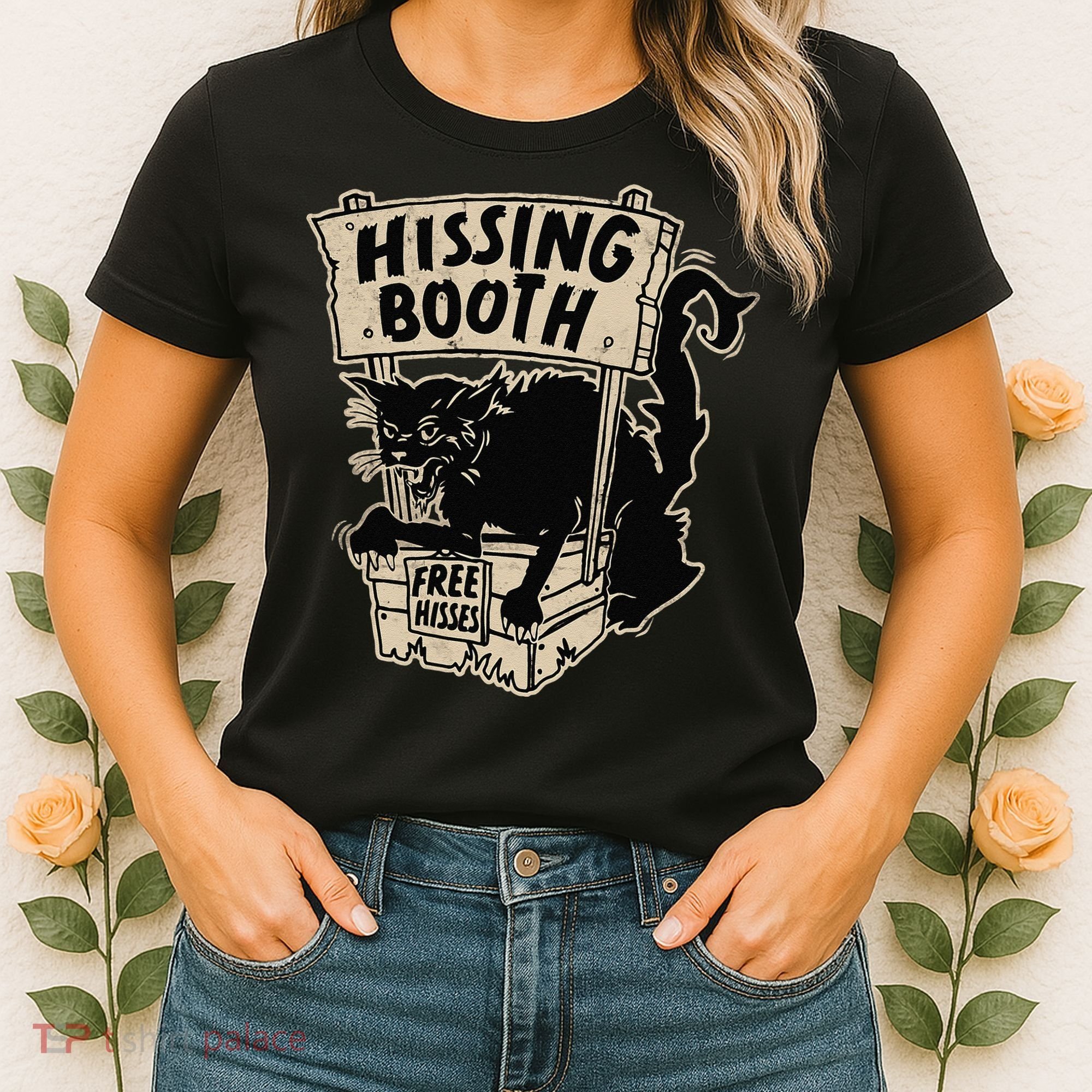 Funny Goth Black Cat Hissing Booth For Cat Moms & Cat Dads Women's T-Shirt
