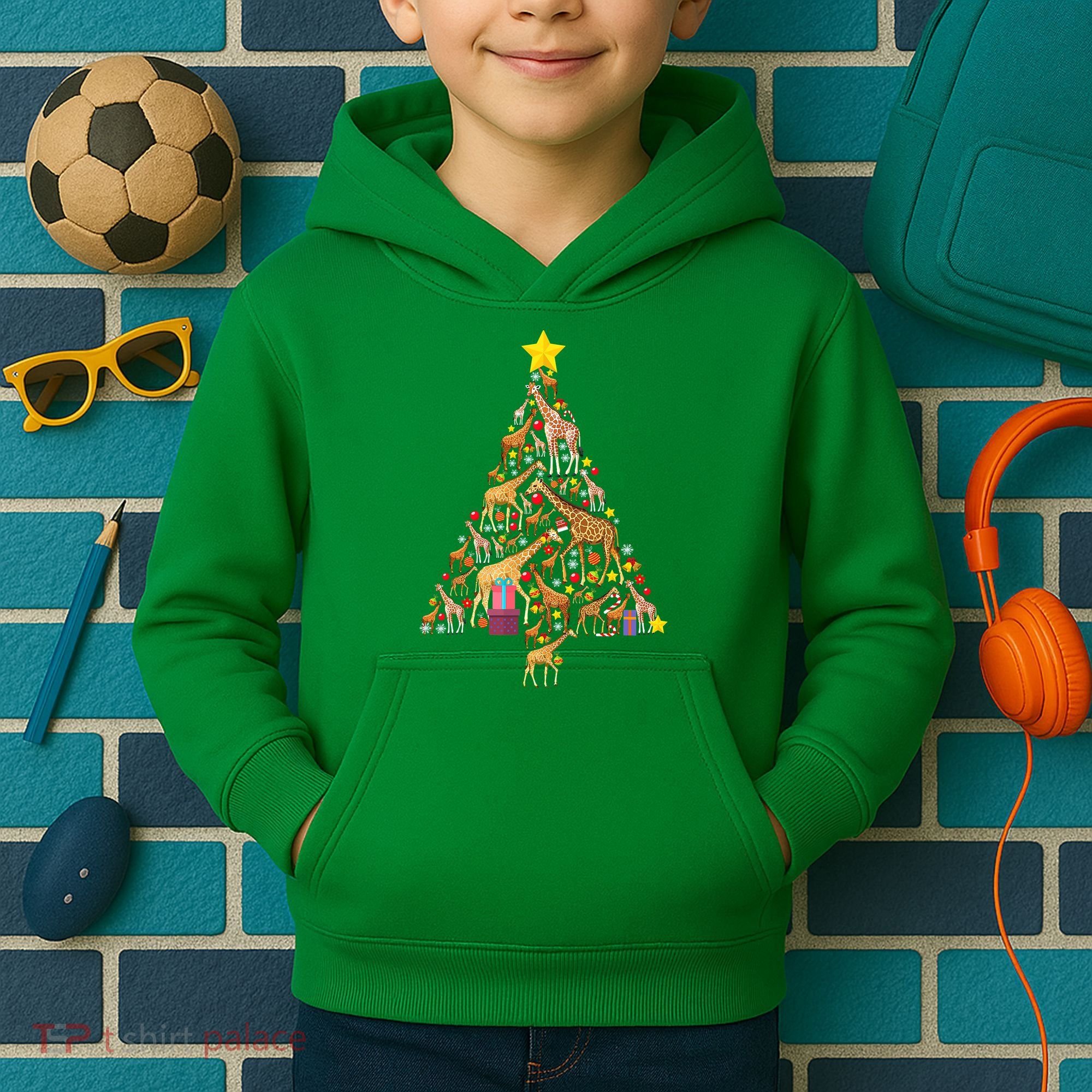 Funny Giraffe Christmas Tree Zookeeper Xmas Kids Hoodie