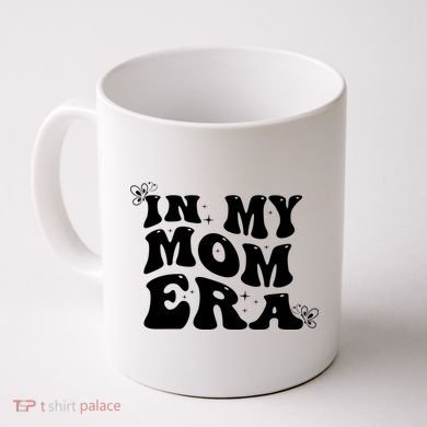 Funny Groovy In My Mom Era Coffee Mug