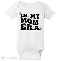 Funny Groovy In My Mom Era Baby Bodysuit thumb 0