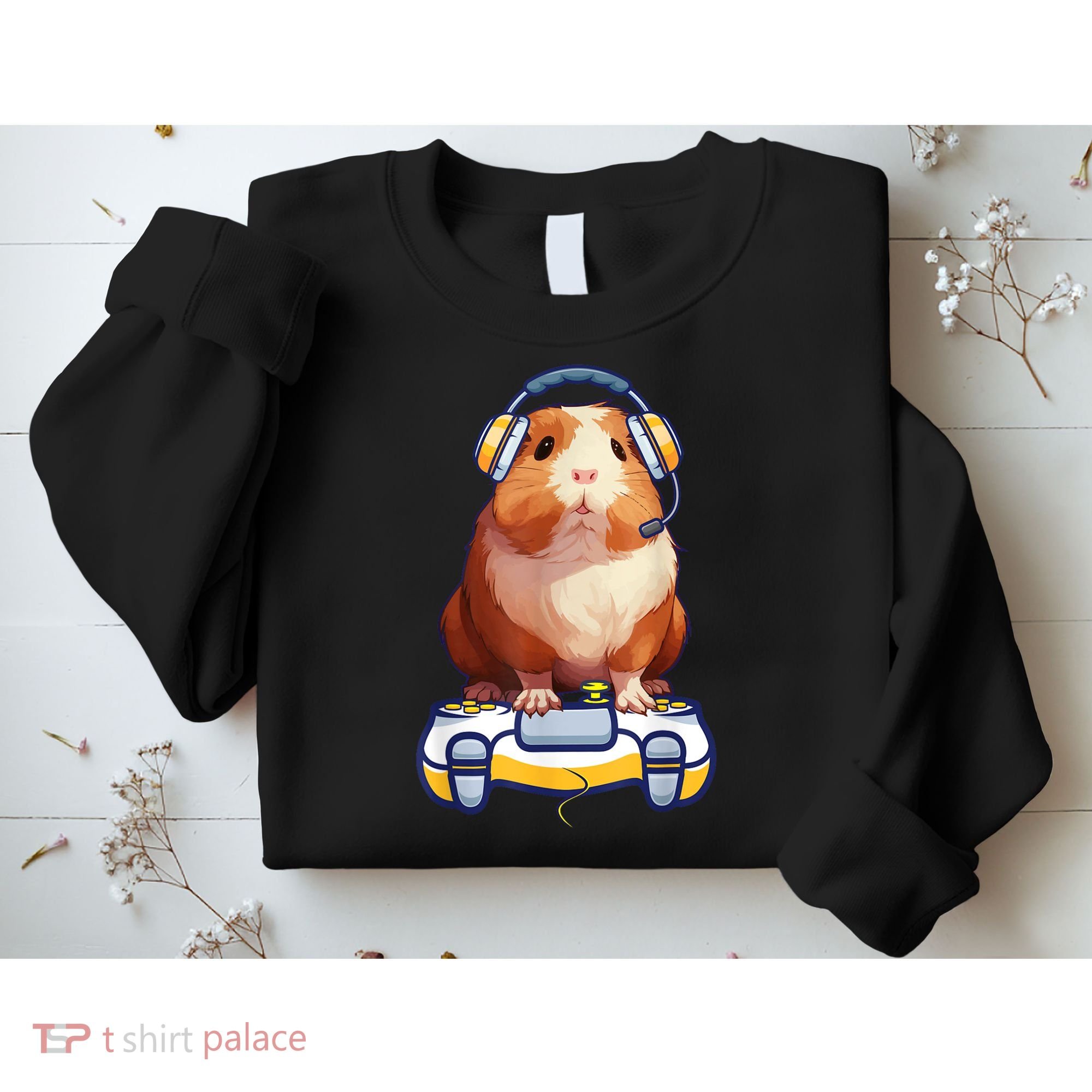 Funny Guinea Pig And Video Gamer Lover Fluffy Cavy Gamers Sweatshirt