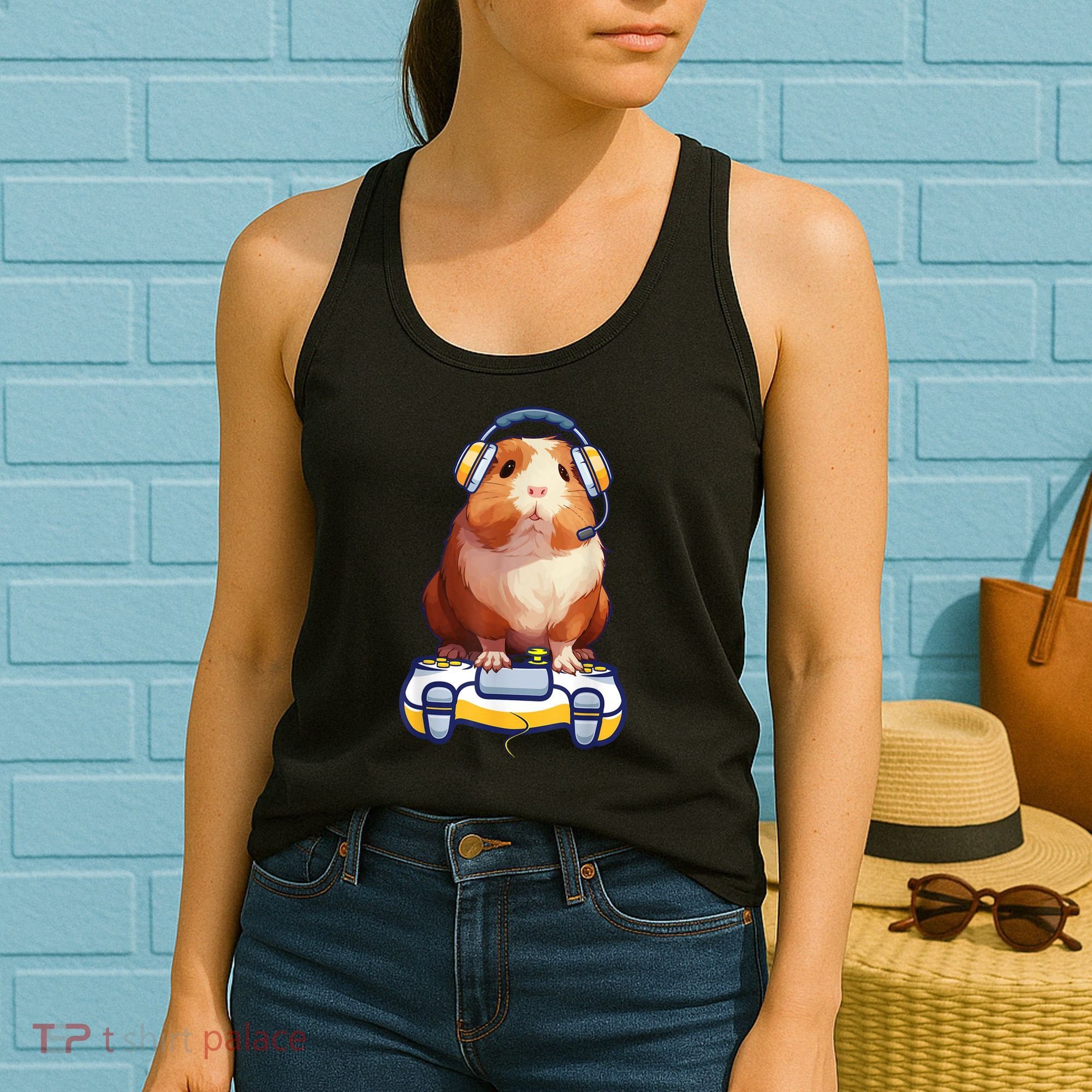 Funny Guinea Pig And Video Gamer Lover Fluffy Cavy Gamers Women's Tank Top