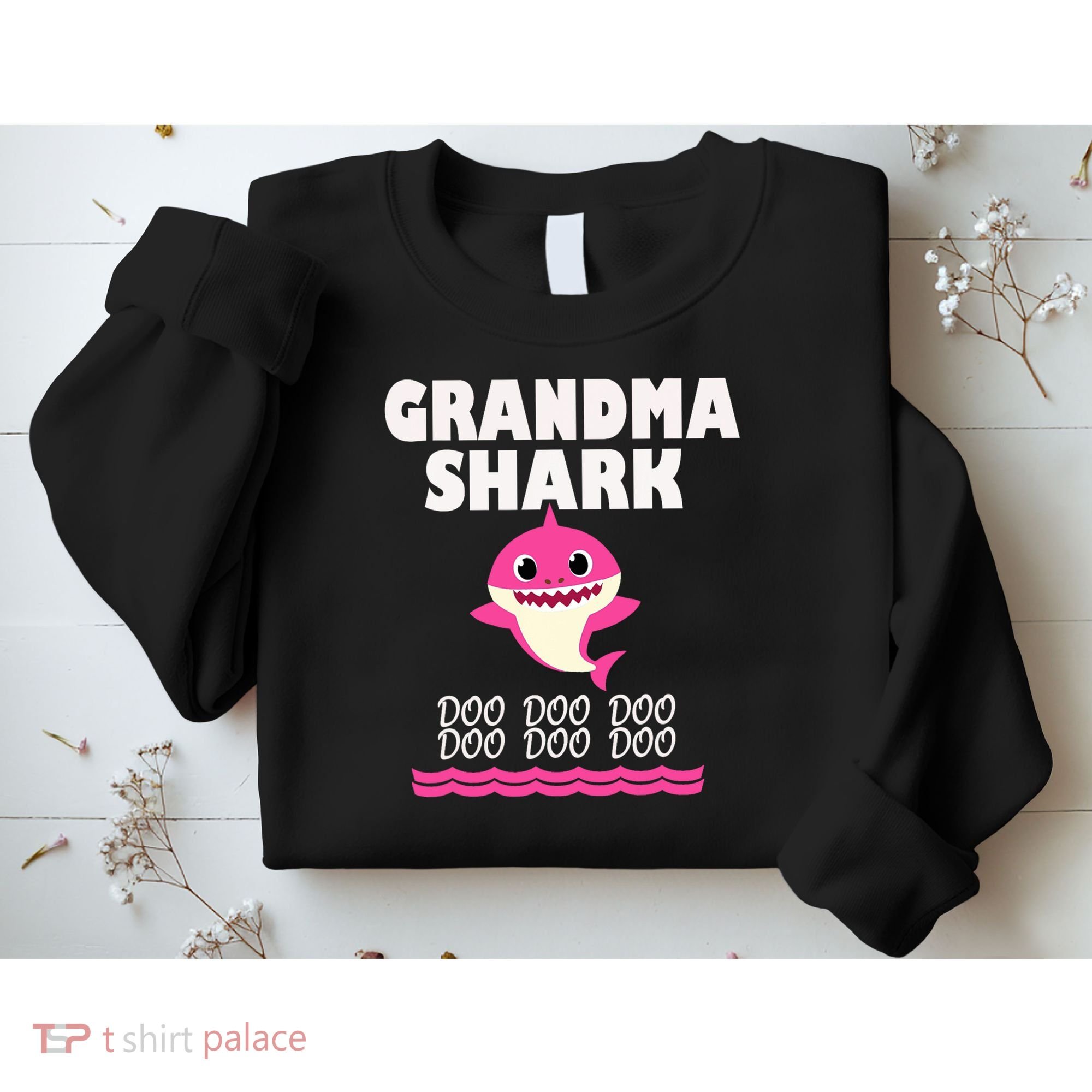 Funny Grandma Shark Gift For Grandma Sweatshirt