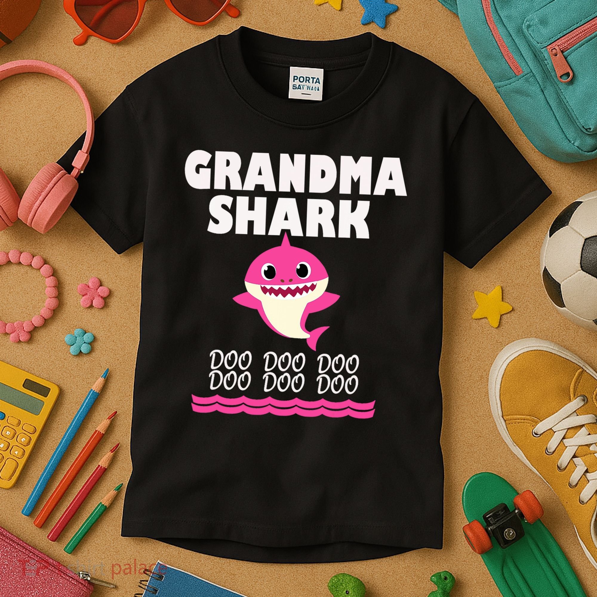 Funny Grandma Shark Gift For Grandma Kids T-Shirt