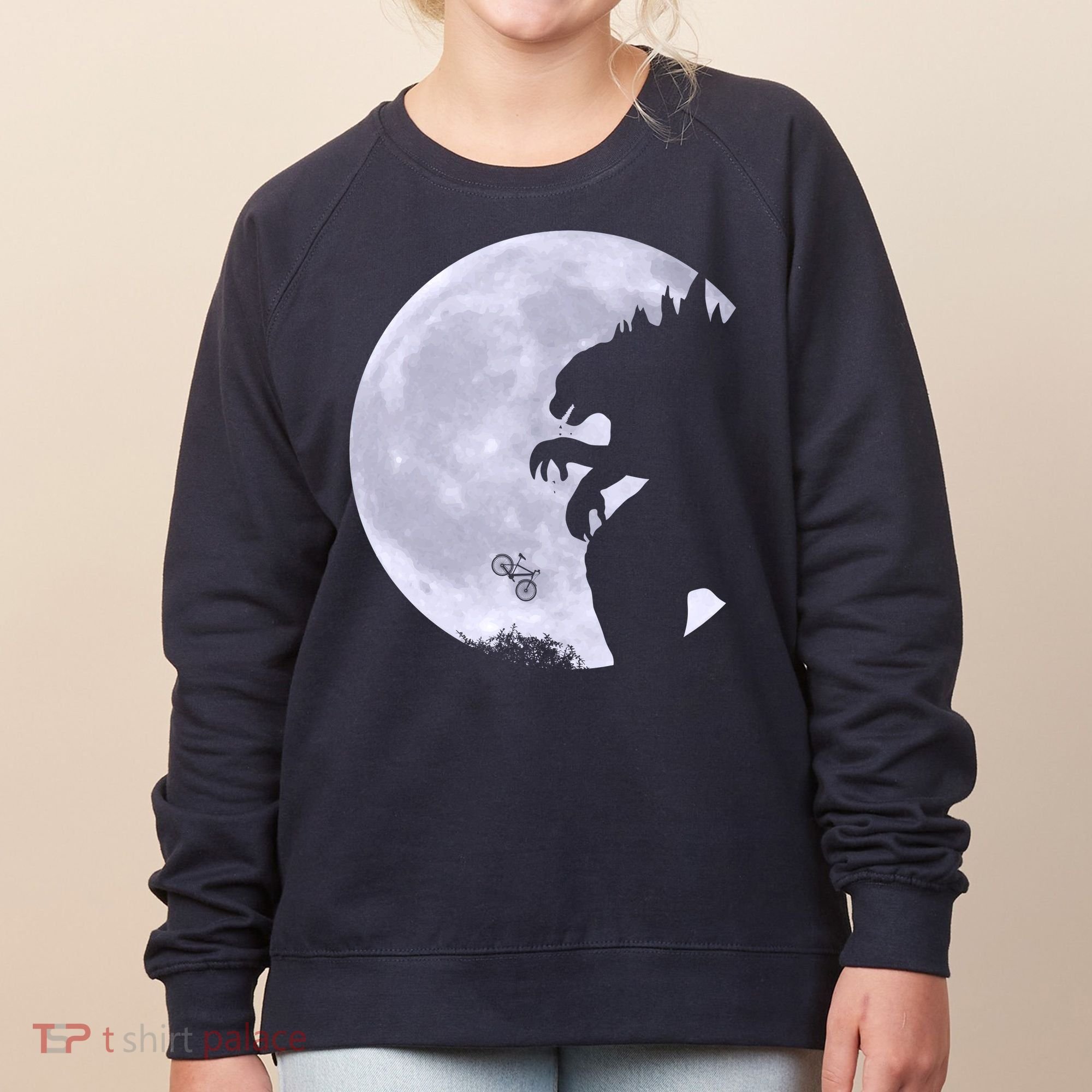 Funny Monster Versus ET Women's Sweatshirt