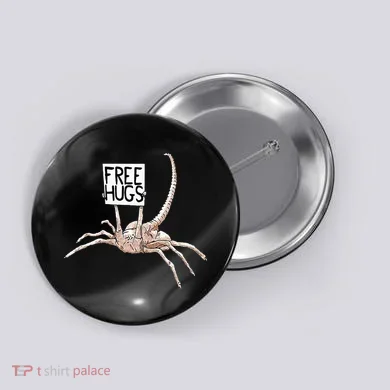 Free Hugs Alien Button