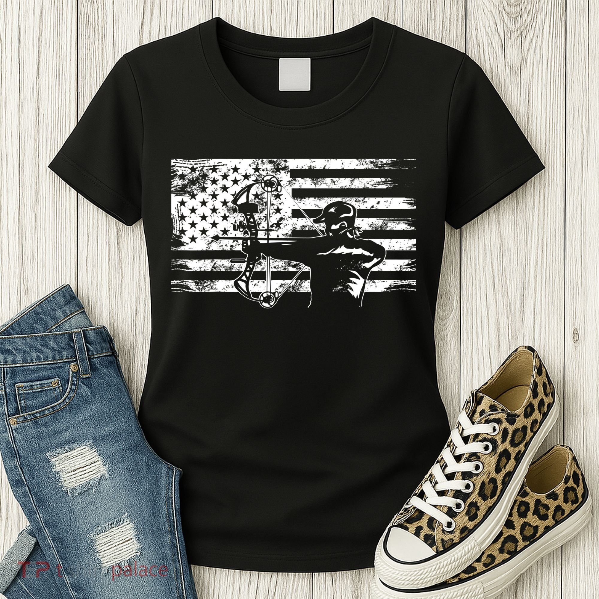 Funny Hunting Archer American Flag Gift Bowhunting Gift For Hunters Men Women's T-Shirt