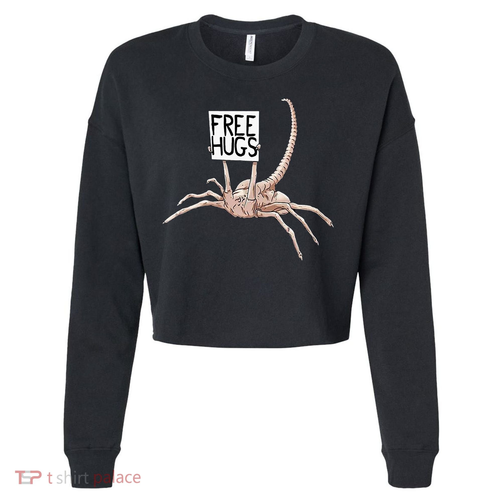 Free Hugs Alien Cropped Pullover Crew
