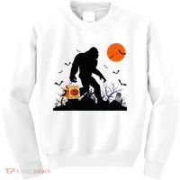 Funny Halloween Bigfoot Trick or Treating Bigfoot Kids Sweatshirt thumb 0